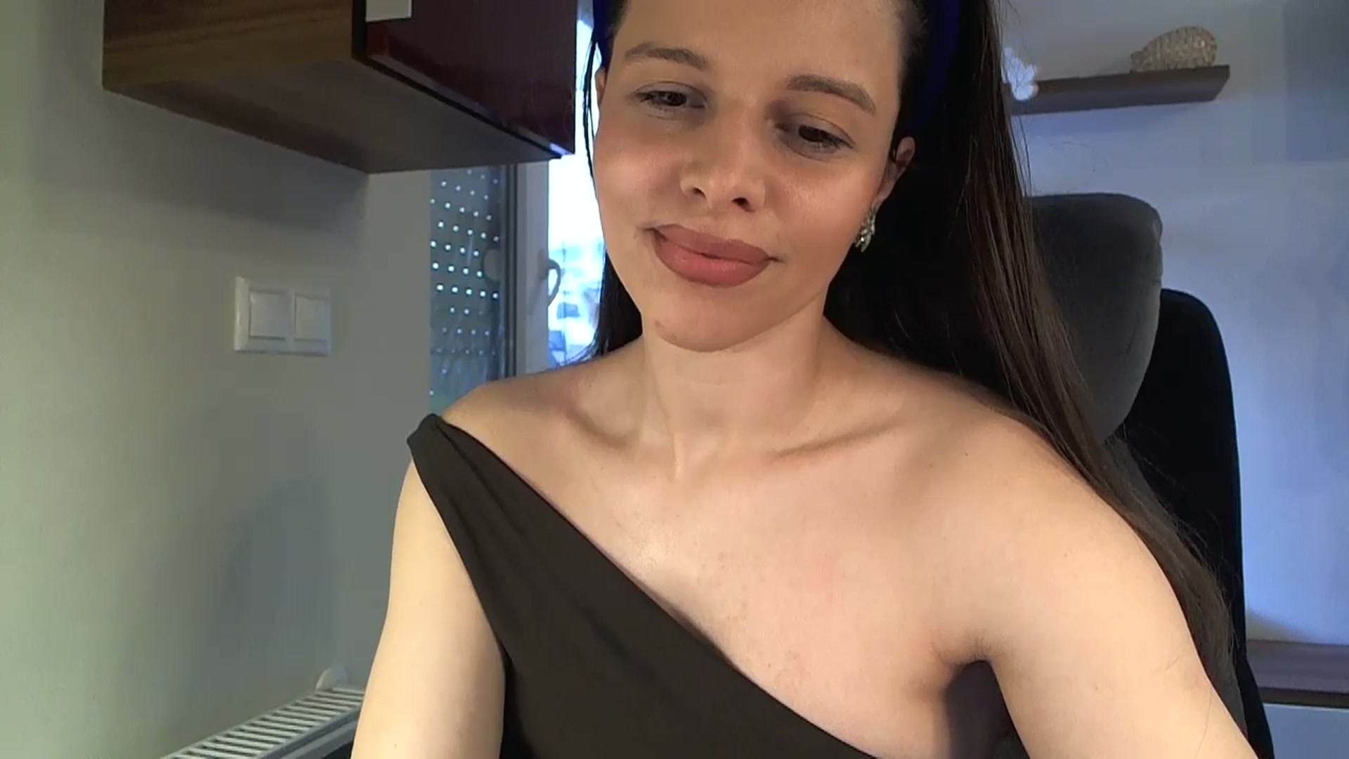 Gallery image thumbnail from Heaven_hot's myfreecams stream on, 02/22/2025, 14:35 image 10 of 20