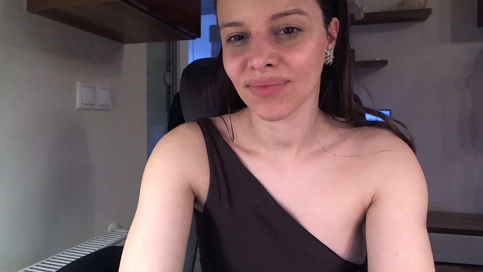 Gallery image thumbnail from Heaven_hot's myfreecams stream on, 02/22/2025, 16:19 image 17 of 20