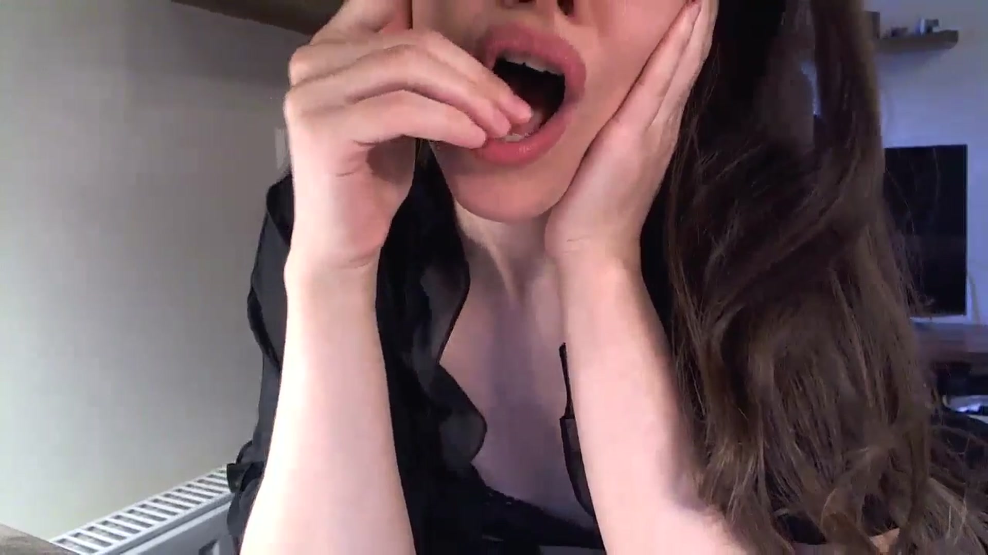 Gallery image thumbnail from Heaven_hot's myfreecams stream on, 02/27/2025, 15:42 image 7 of 20