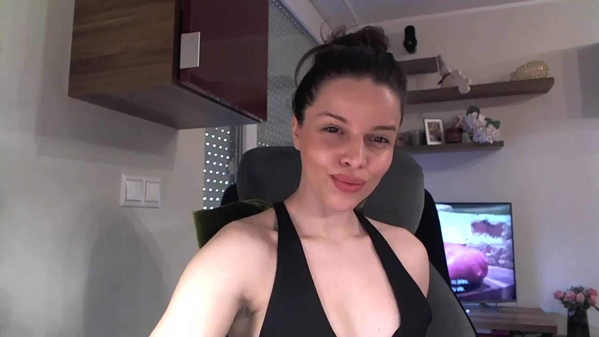 Gallery image thumbnail from Heaven_hot's myfreecams stream on, 03/08/2025, 16:12 image 12 of 20