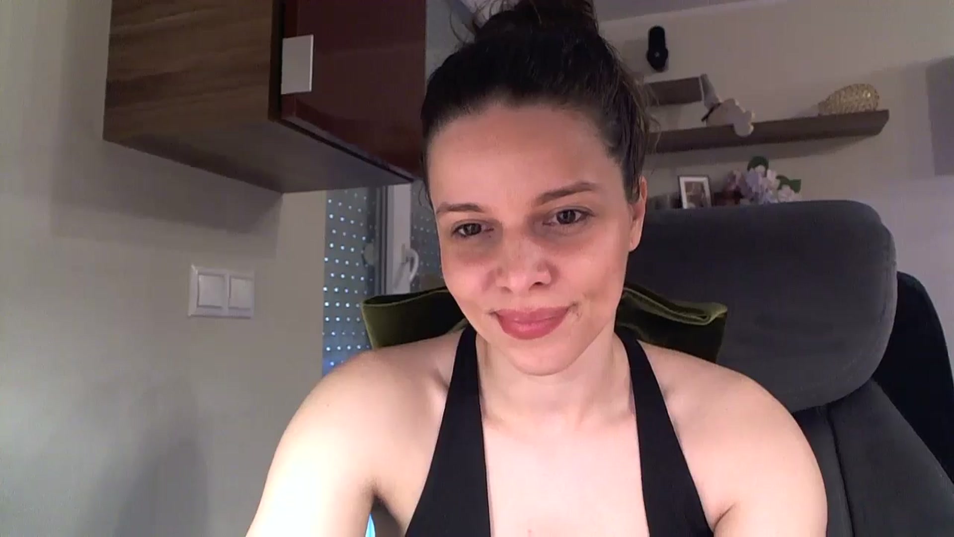 Gallery image thumbnail from Heaven_hot's myfreecams stream on, 03/08/2025, 16:12 image 15 of 20