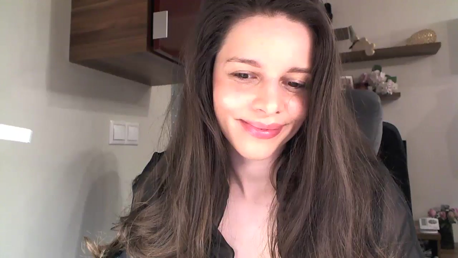 Gallery image thumbnail from Heaven_hot's myfreecams stream on, 03/16/2025, 15:56 image 12 of 20