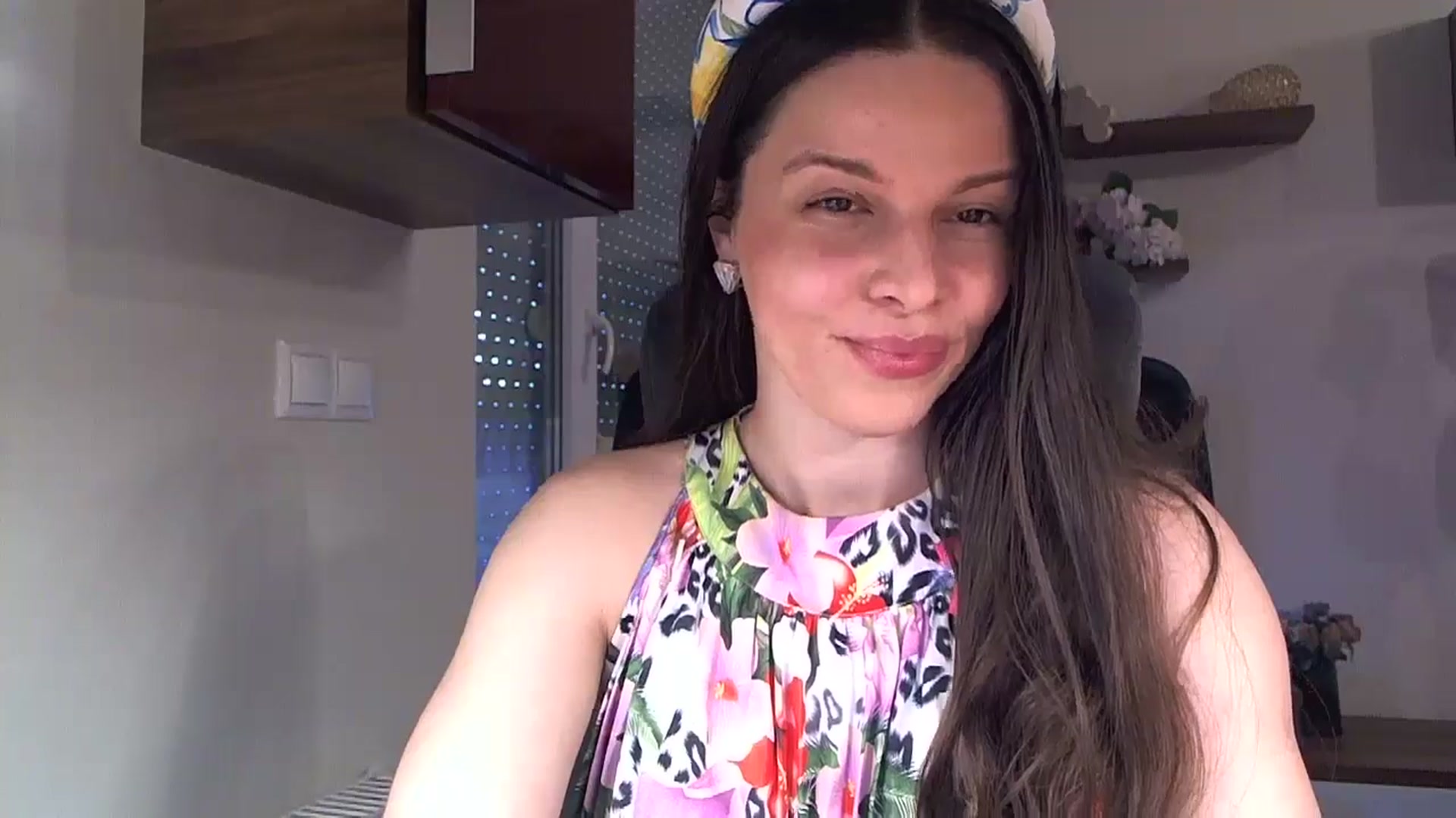 Gallery image thumbnail from Heaven_hot's myfreecams stream on, 03/18/2025, 15:10 image 3 of 20