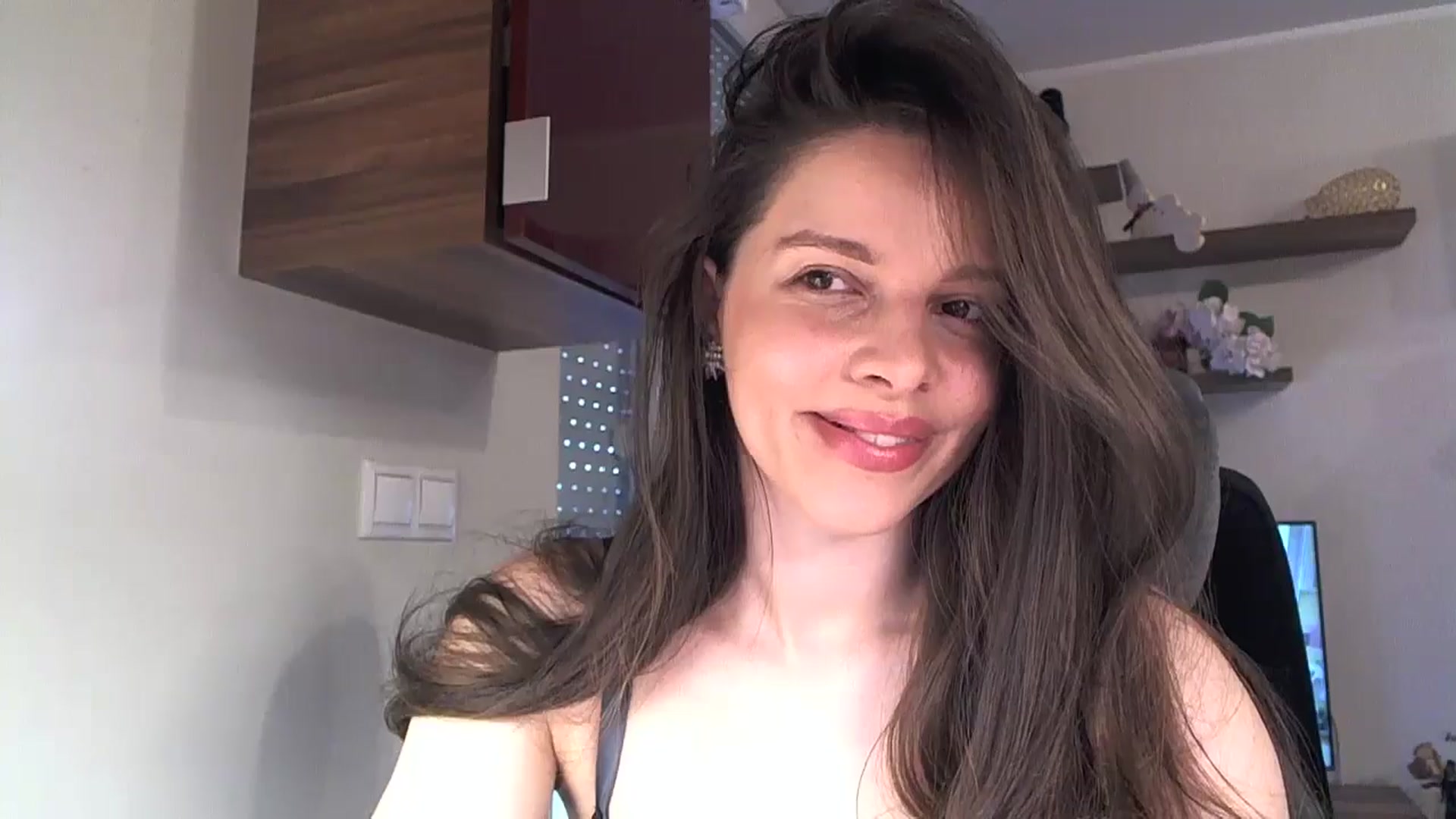 Gallery image thumbnail from Heaven_hot's myfreecams stream on, 03/29/2025, 12:42 image 6 of 20