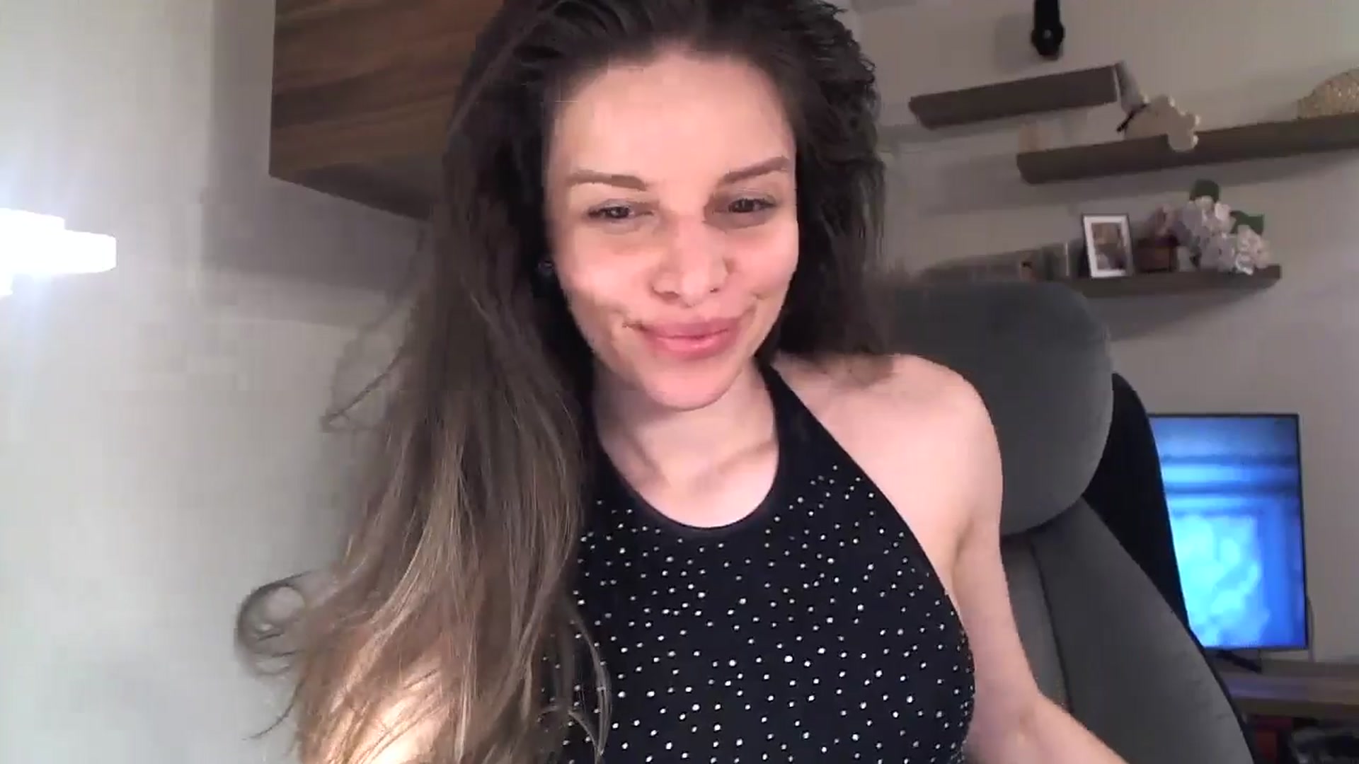 Gallery image thumbnail from Heaven_hot's myfreecams stream on, 03/29/2025, 15:37 image 20 of 20