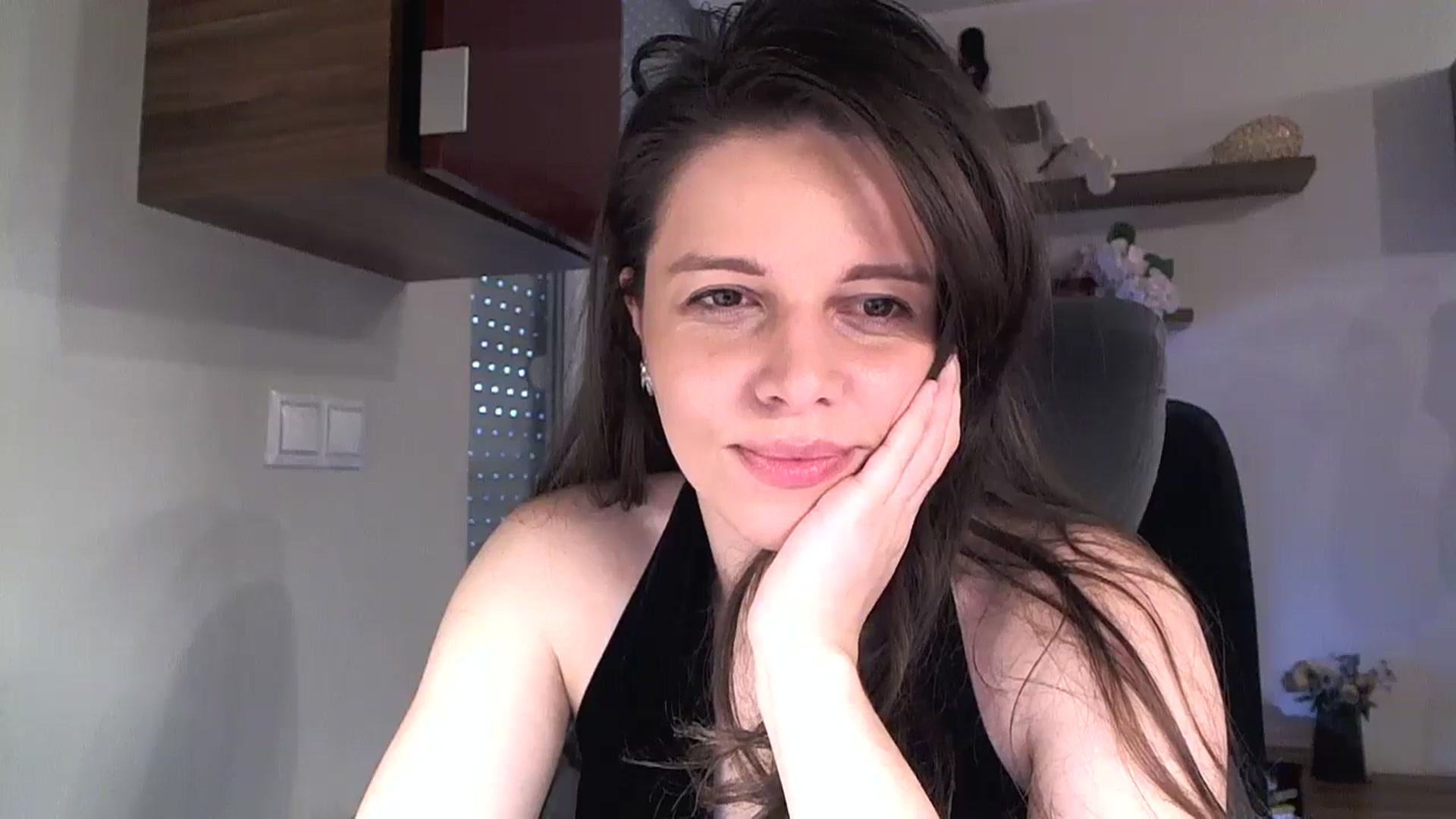 Gallery image thumbnail from Heaven_hot's myfreecams stream on, 04/06/2025, 15:29 image 12 of 20