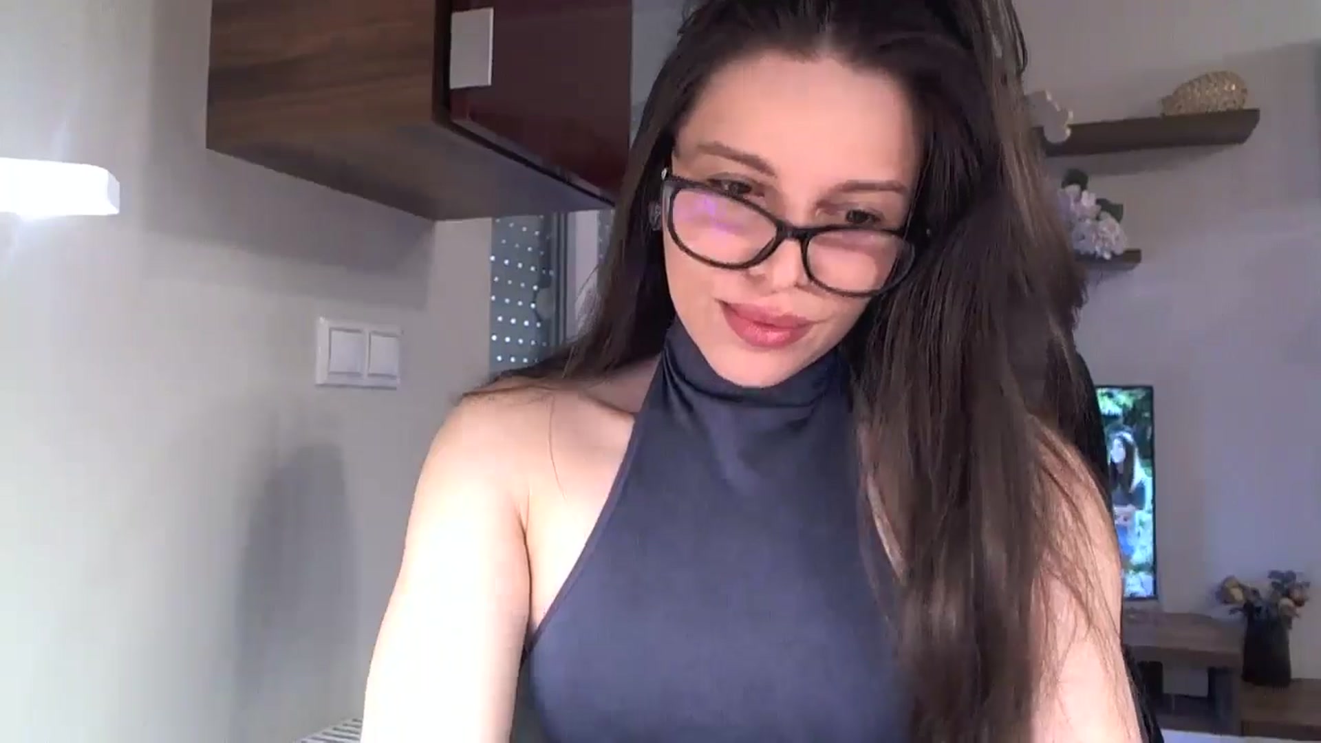 Gallery image thumbnail from Heaven_hot's myfreecams stream on, 04/10/2025, 14:35 image 13 of 20