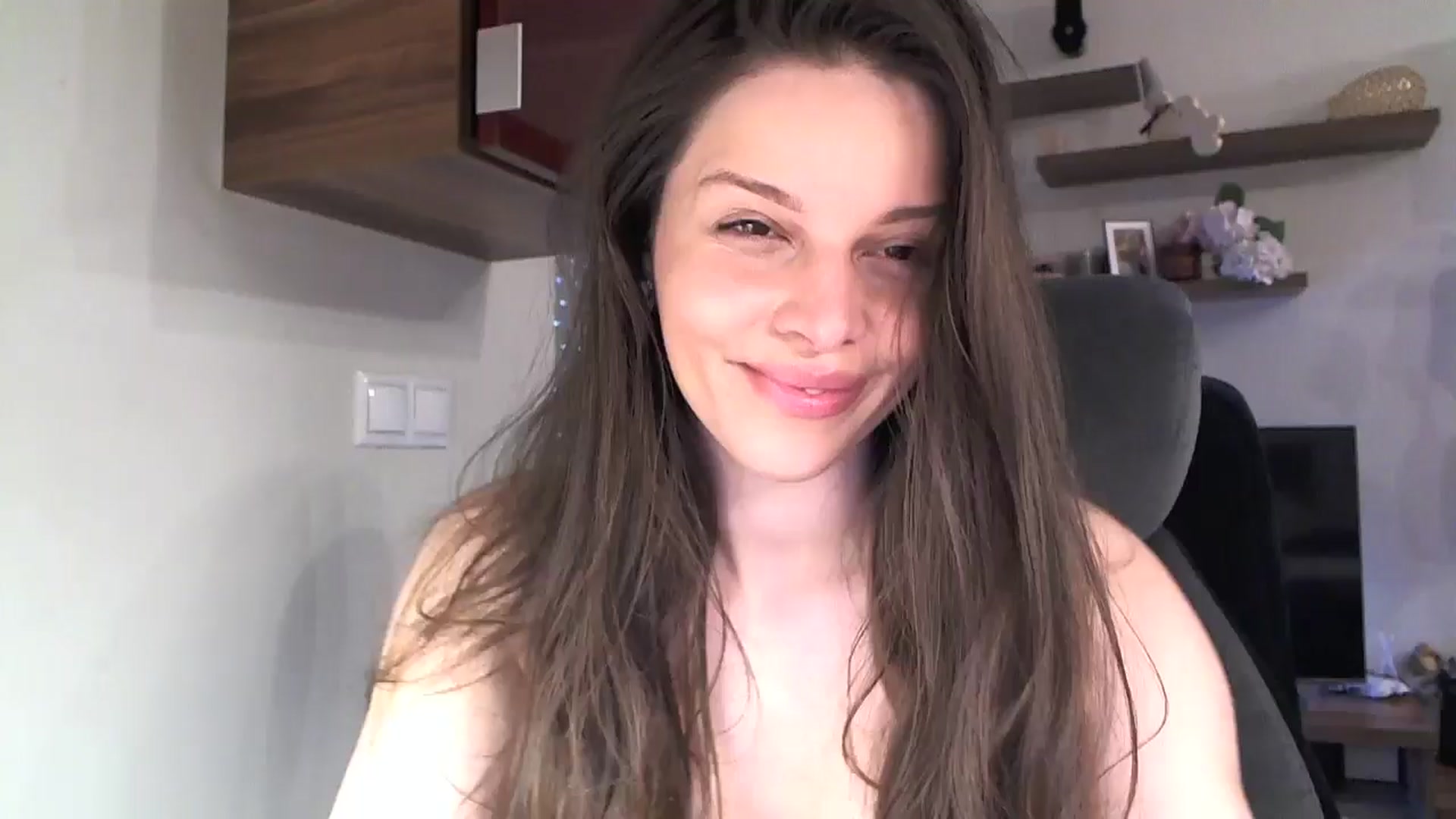 Gallery image thumbnail from Heaven_hot's myfreecams stream on, 04/12/2025, 12:14 image 17 of 20