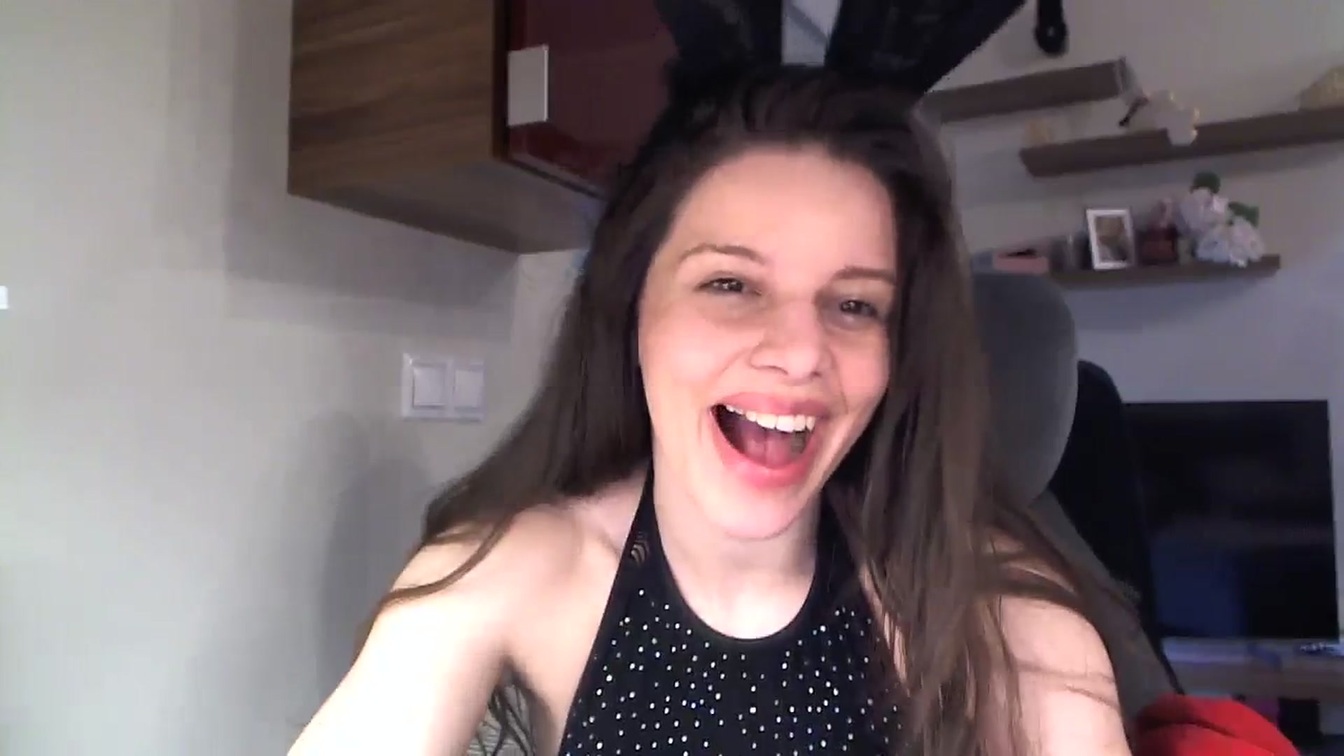 Gallery image thumbnail from Heaven_hot's myfreecams stream on, 04/12/2025, 15:53 image 14 of 20