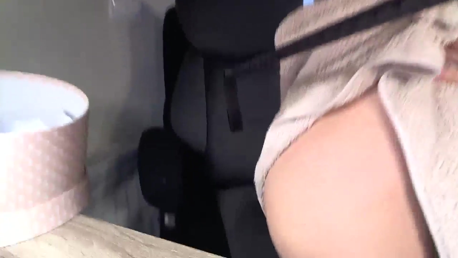 Gallery image thumbnail from Heaven_hot's myfreecams stream on, 04/17/2025, 15:03 image 17 of 20