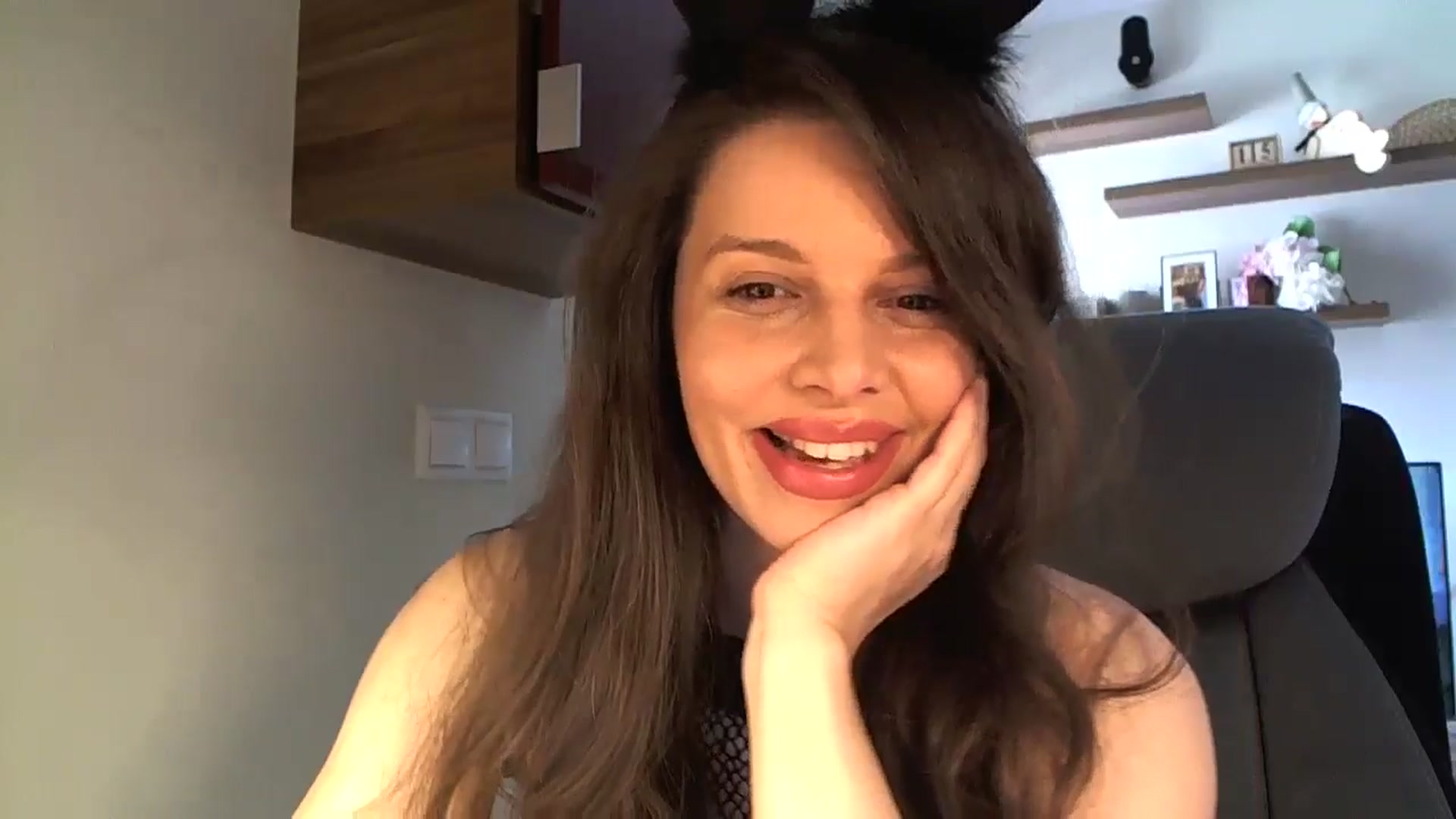 Gallery image thumbnail from Heaven_hot's myfreecams stream on, 04/18/2025, 15:35 image 11 of 20