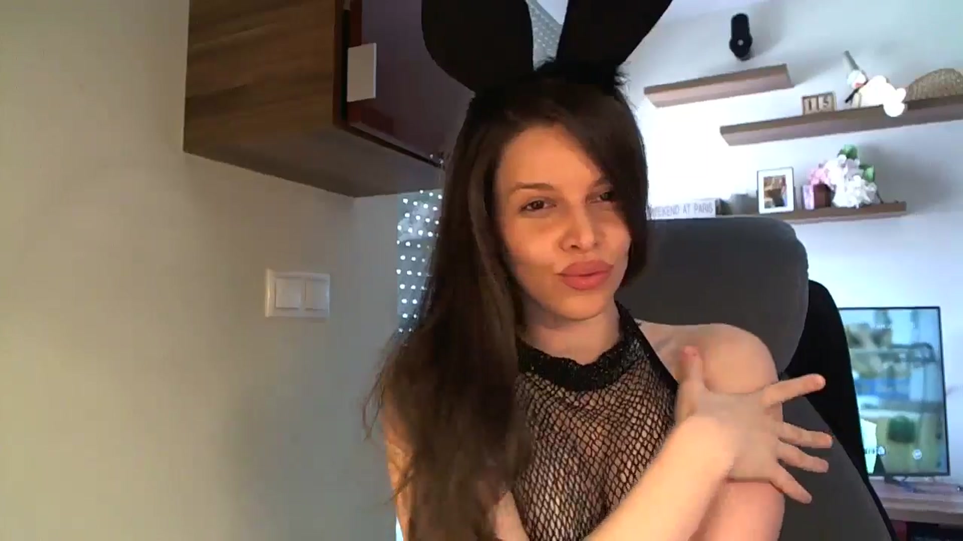 Gallery image thumbnail from Heaven_hot's myfreecams stream on, 04/18/2025, 15:35 image 13 of 20
