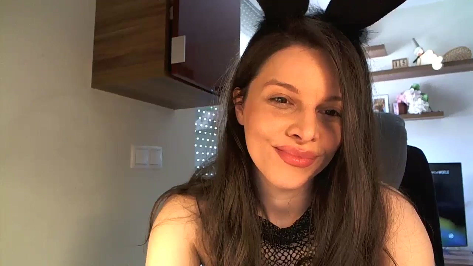 Gallery image thumbnail from Heaven_hot's myfreecams stream on, 04/18/2025, 15:35 image 20 of 20