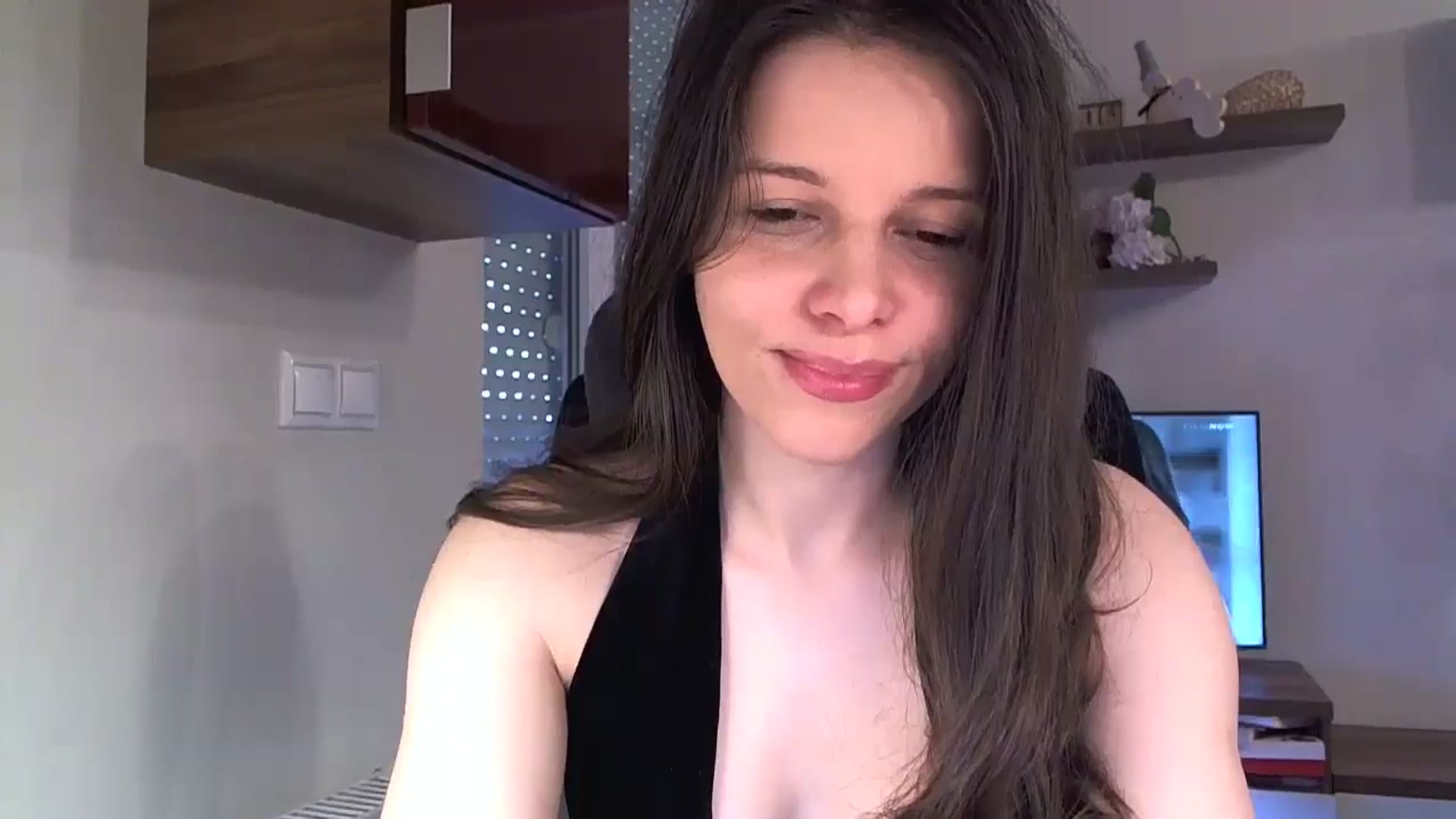 Gallery image thumbnail from Heaven_hot's myfreecams stream on, 05/02/2025, 14:19 image 5 of 20
