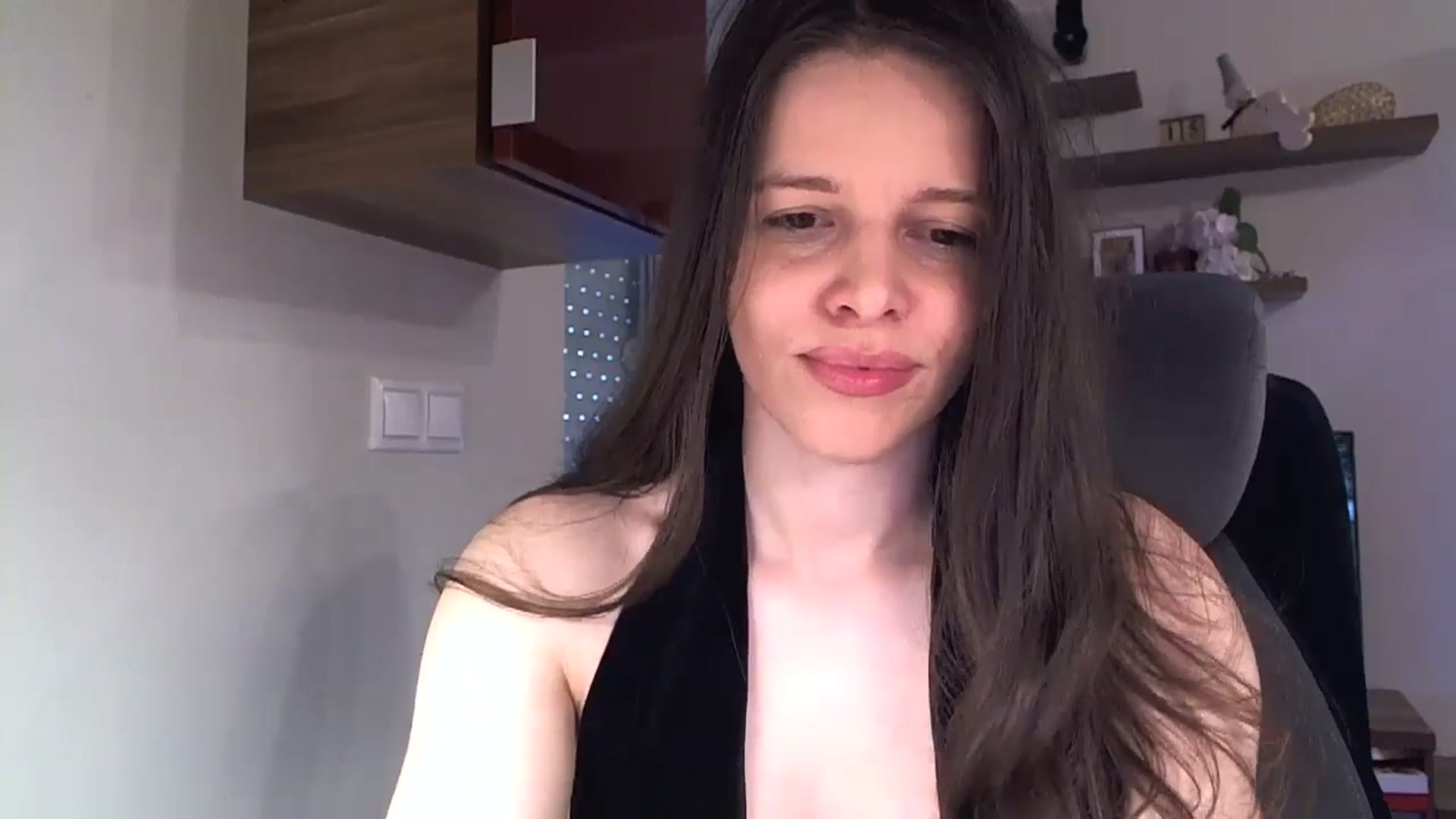 Gallery image thumbnail from Heaven_hot's myfreecams stream on, 05/02/2025, 14:19 image 10 of 20