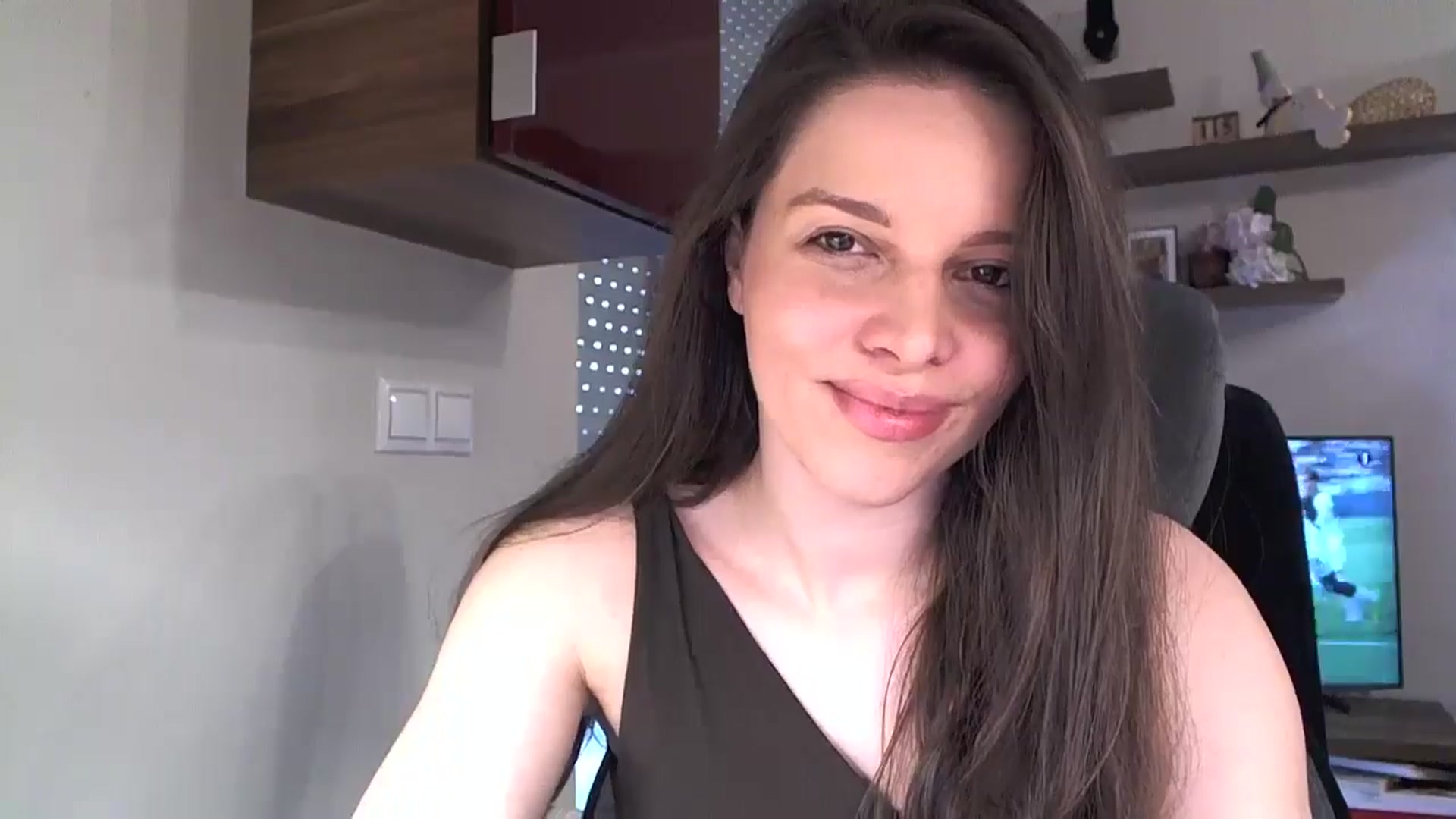 Gallery image thumbnail from Heaven_hot's myfreecams stream on, 05/03/2025, 15:16 image 9 of 20