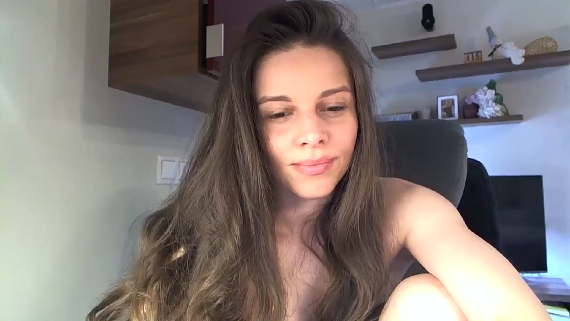 Gallery image thumbnail from Heaven_hot's myfreecams stream on, 05/08/2025, 12:59 image 19 of 20