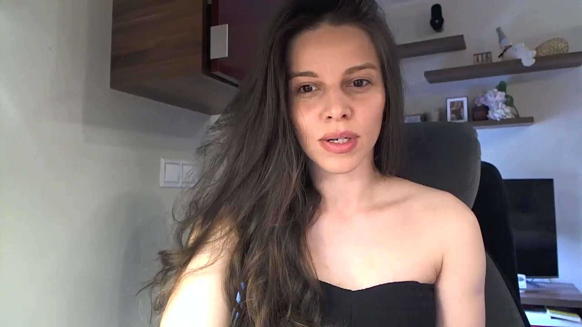 Gallery image thumbnail from Heaven_hot's myfreecams stream on, 05/08/2025, 12:59 image 7 of 20