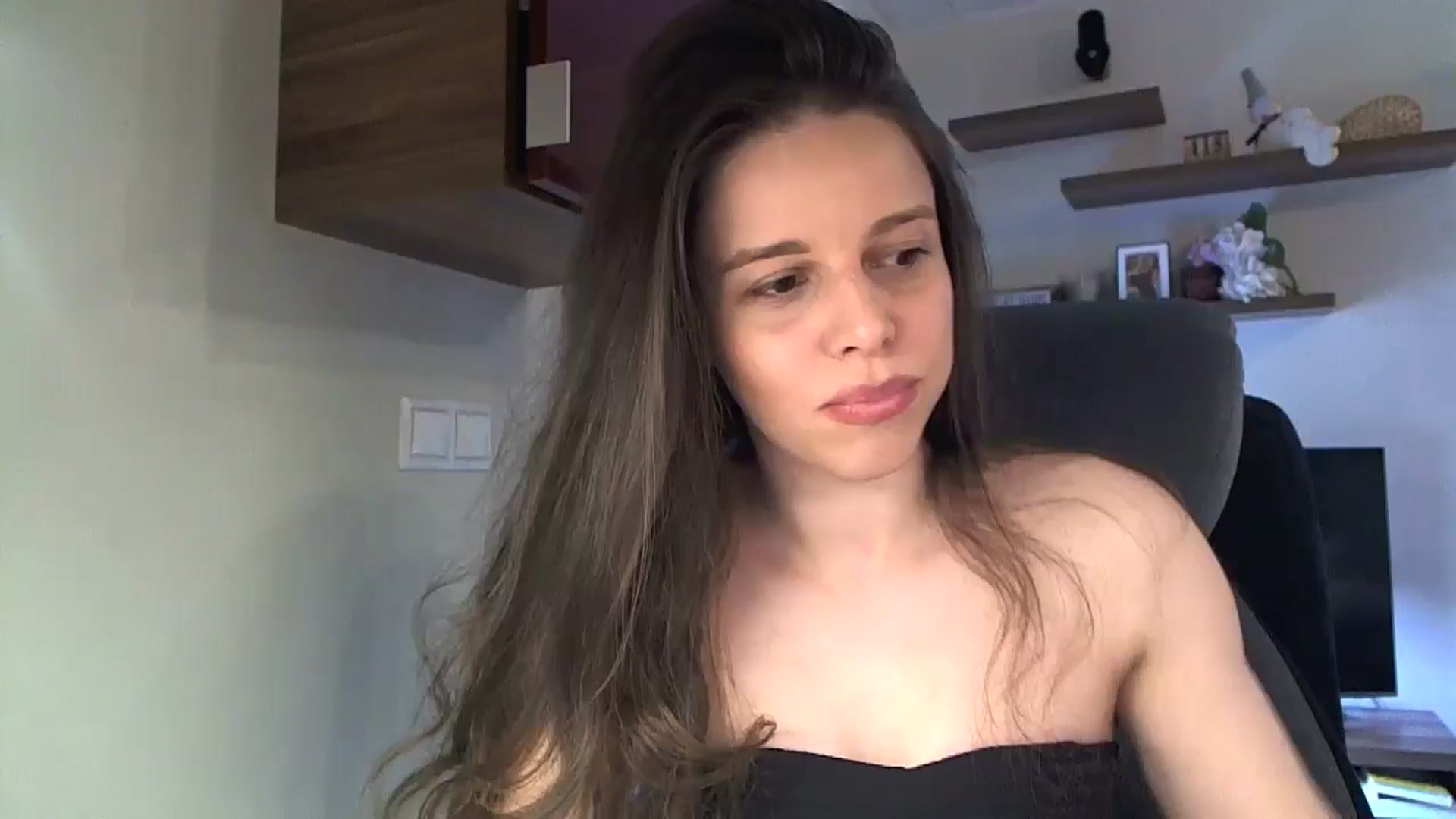 Gallery image thumbnail from Heaven_hot's myfreecams stream on, 05/08/2025, 12:59 image 5 of 20