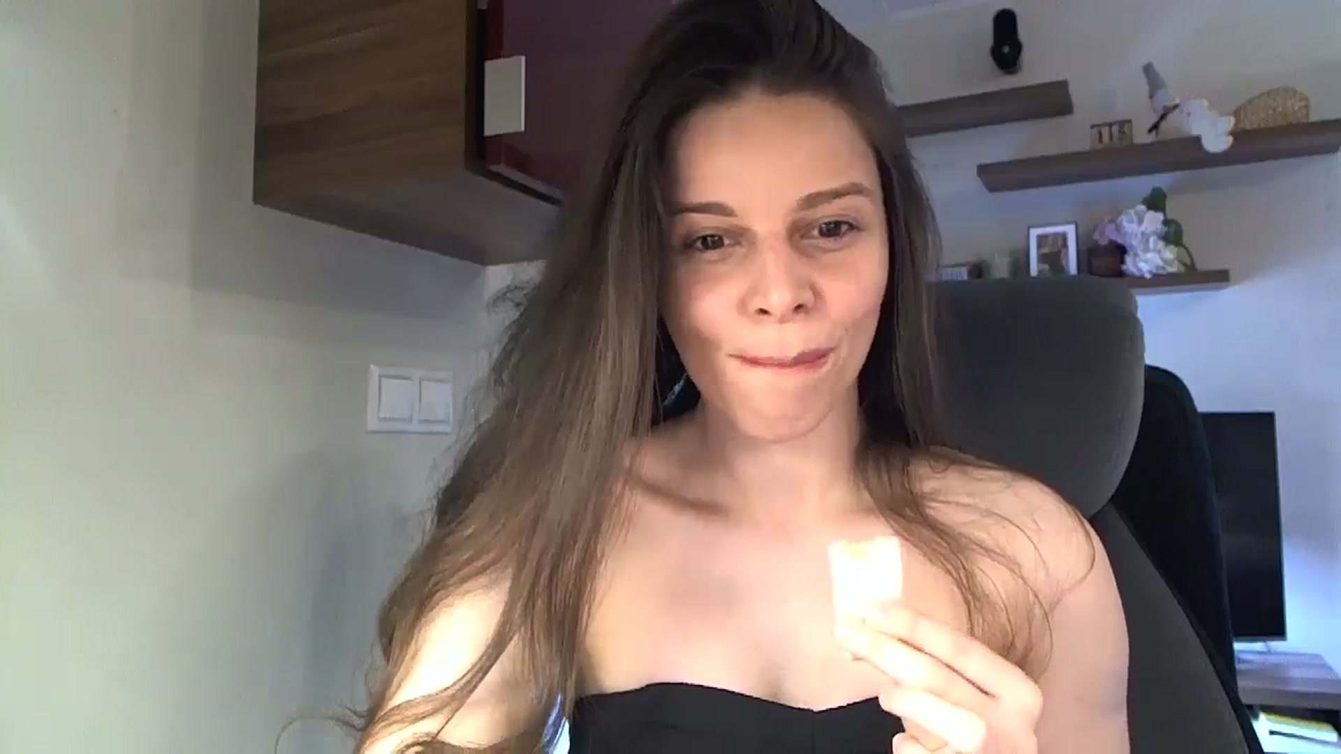 Gallery image thumbnail from Heaven_hot's myfreecams stream on, 05/08/2025, 12:59 image 4 of 20