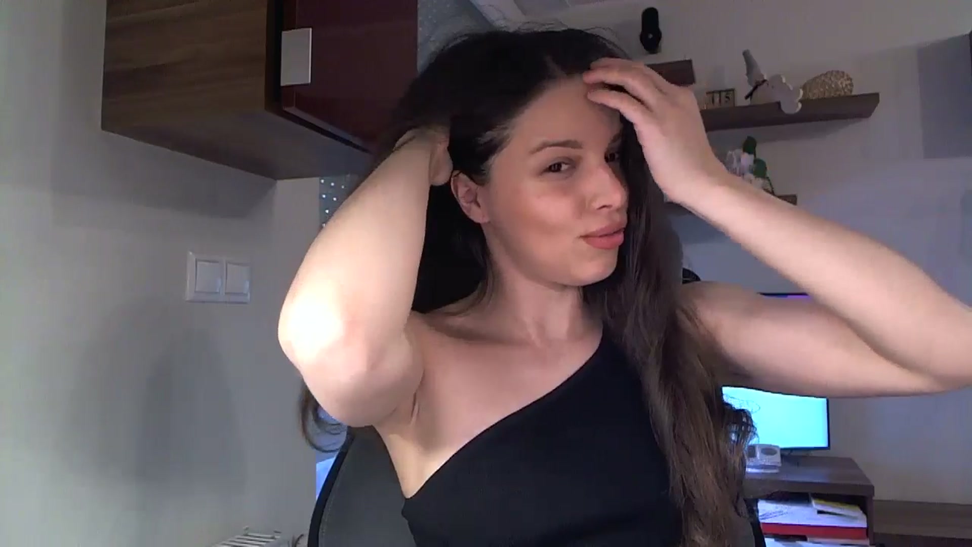 Gallery image thumbnail from Heaven_hot's myfreecams stream on, 05/09/2025, 14:37 image 4 of 20