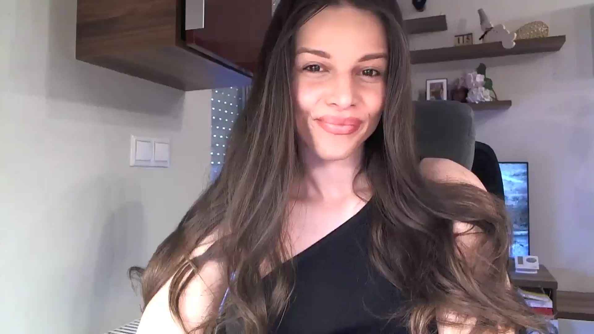 Gallery image thumbnail from Heaven_hot's myfreecams stream on, 05/10/2025, 13:16 image 3 of 20