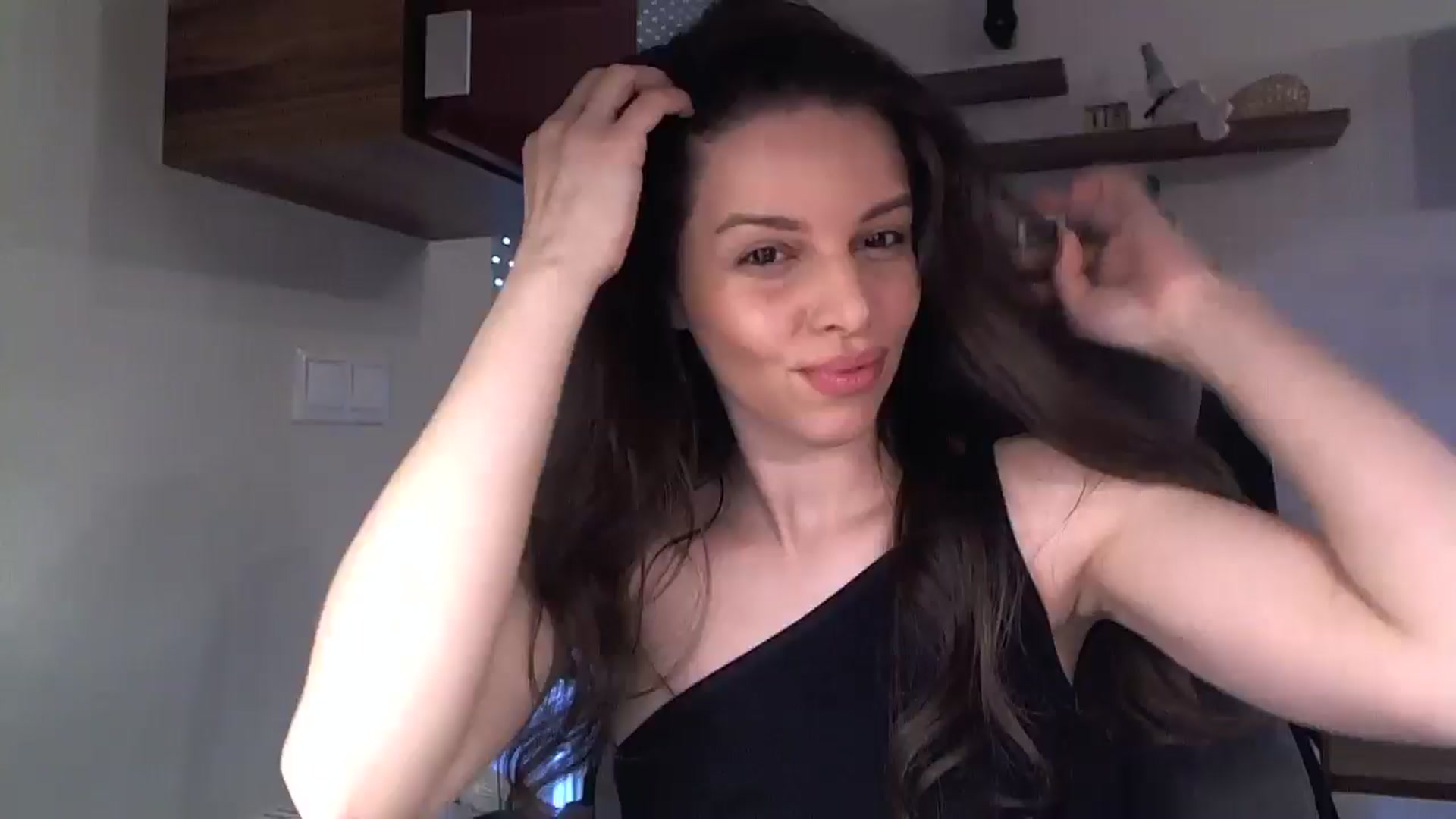 Gallery image thumbnail from Heaven_hot's myfreecams stream on, 05/10/2025, 14:32 image 14 of 20