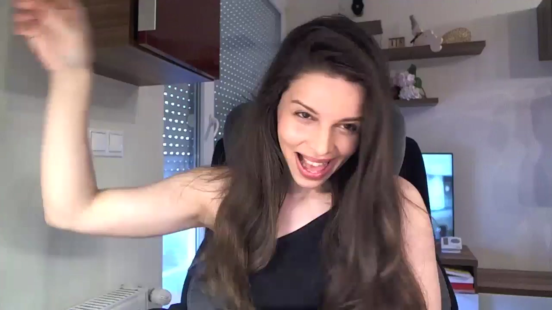 Gallery image thumbnail from Heaven_hot's myfreecams stream on, 05/10/2025, 14:32 image 9 of 20