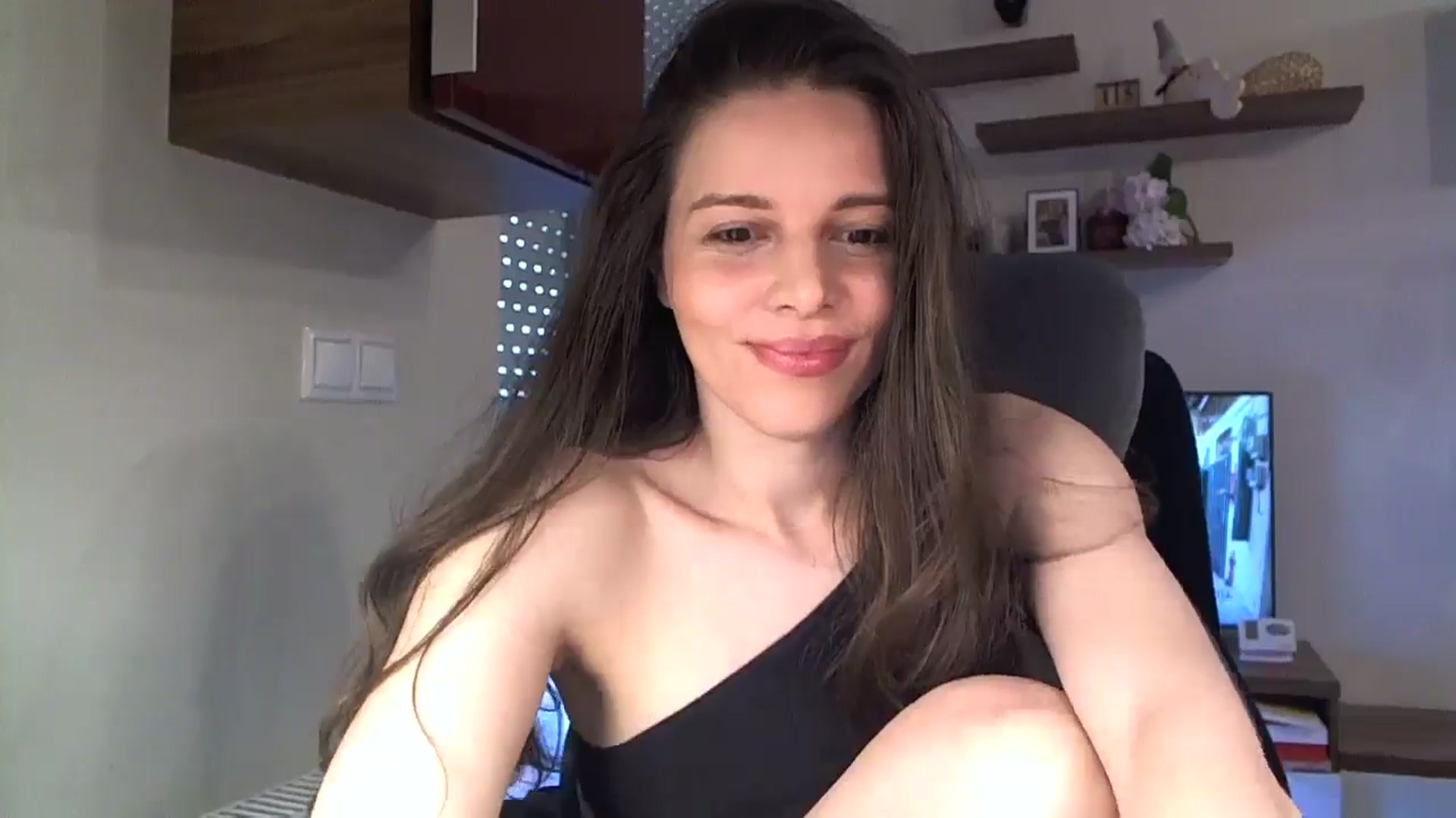 Gallery image thumbnail from Heaven_hot's myfreecams stream on, 05/10/2025, 14:32 image 17 of 20