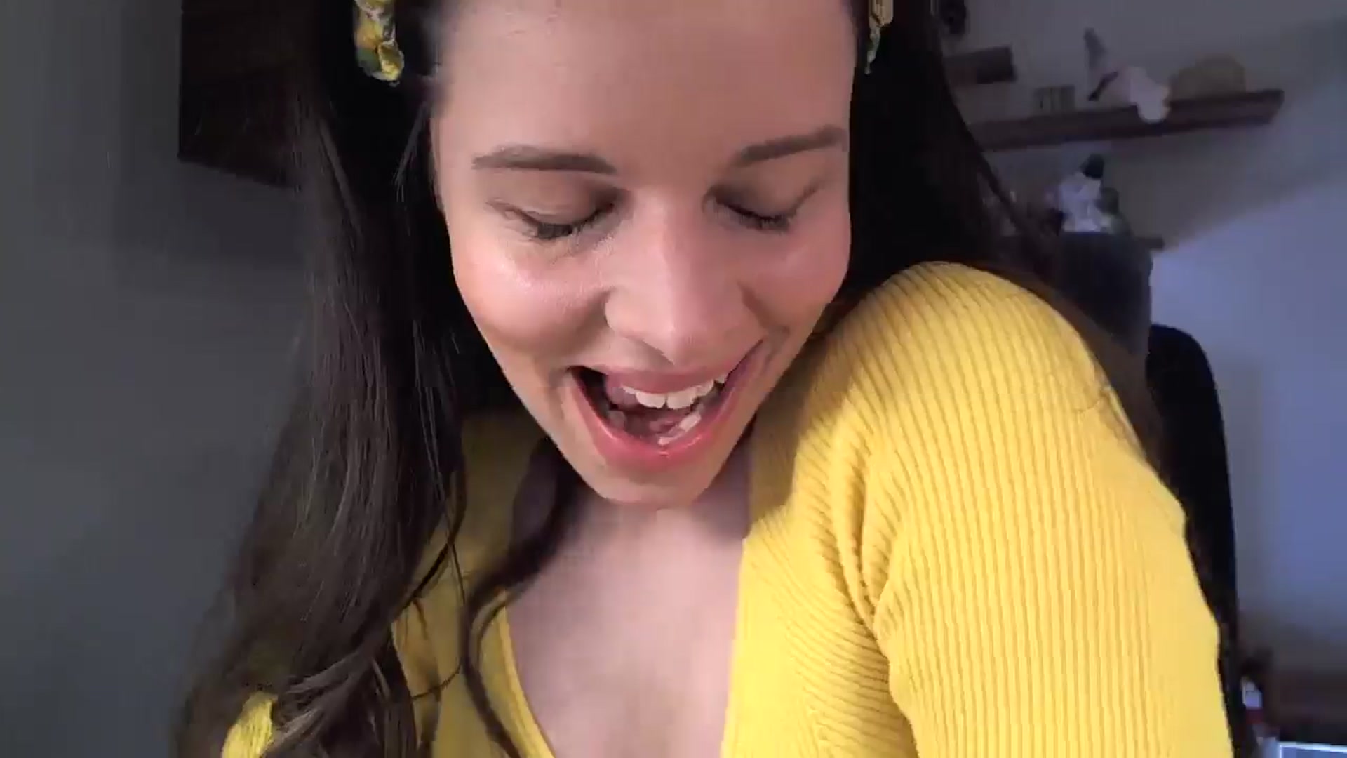 Gallery image thumbnail from Heaven_hot's myfreecams stream on, 05/11/2025, 16:15 image 13 of 20