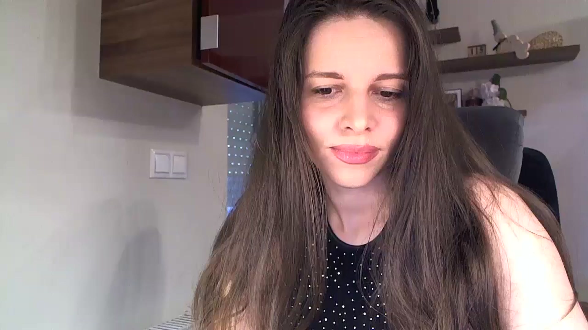 Gallery image thumbnail from Heaven_hot's myfreecams stream on, 05/18/2025, 15:27 image 8 of 20