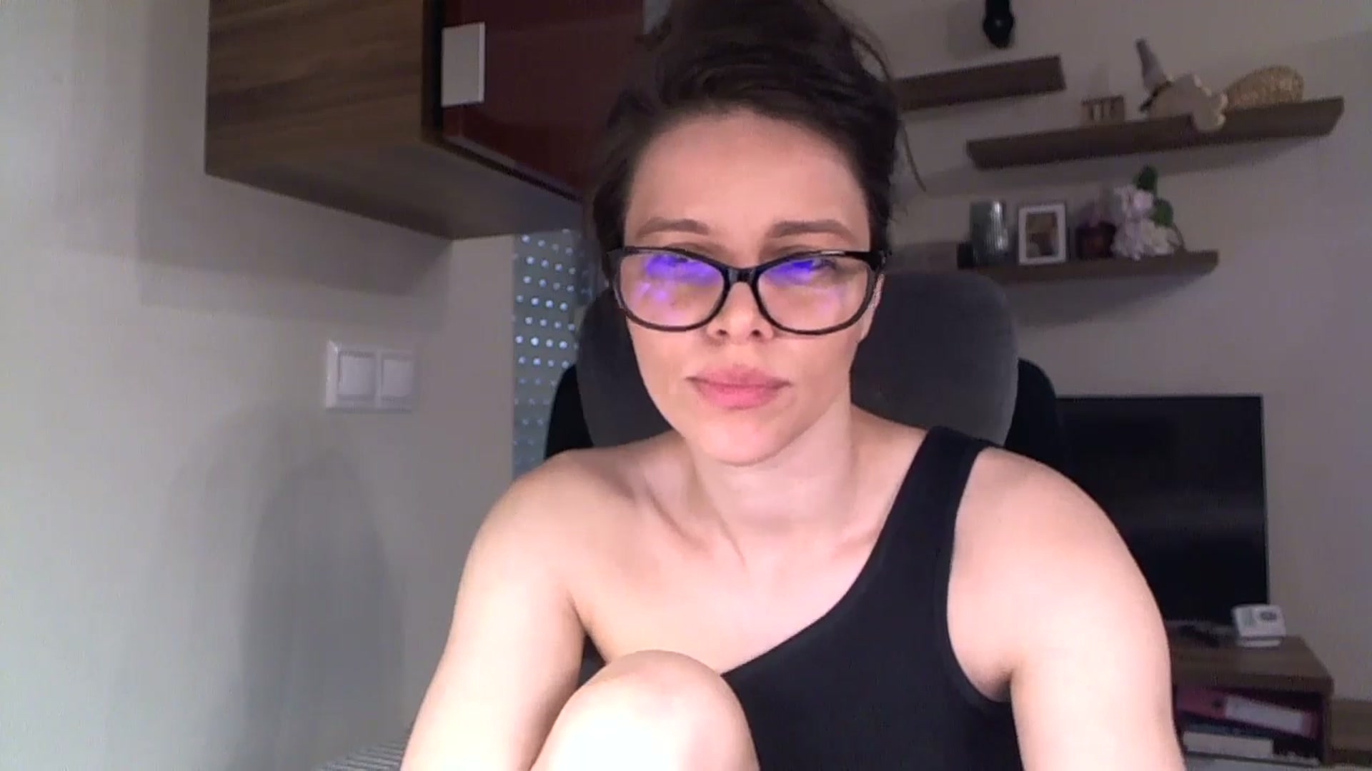 Gallery image thumbnail from Heaven_hot's myfreecams stream on, 05/24/2025, 13:39 image 19 of 20