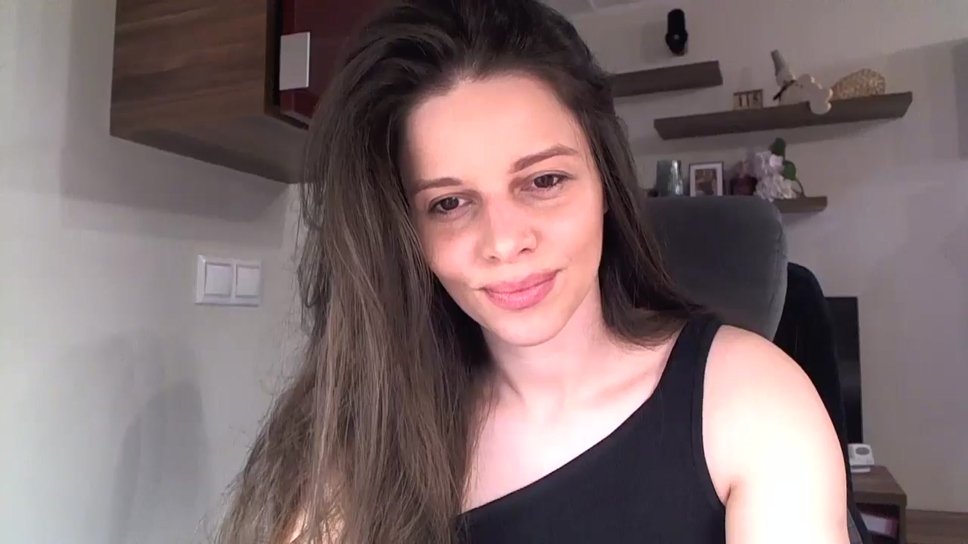 Gallery image thumbnail from Heaven_hot's myfreecams stream on, 05/24/2025, 13:39 image 4 of 20