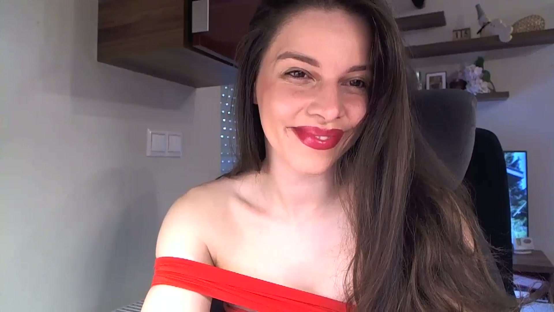 Gallery image thumbnail from Heaven_hot's myfreecams stream on, 05/25/2025, 16:02 image 6 of 20
