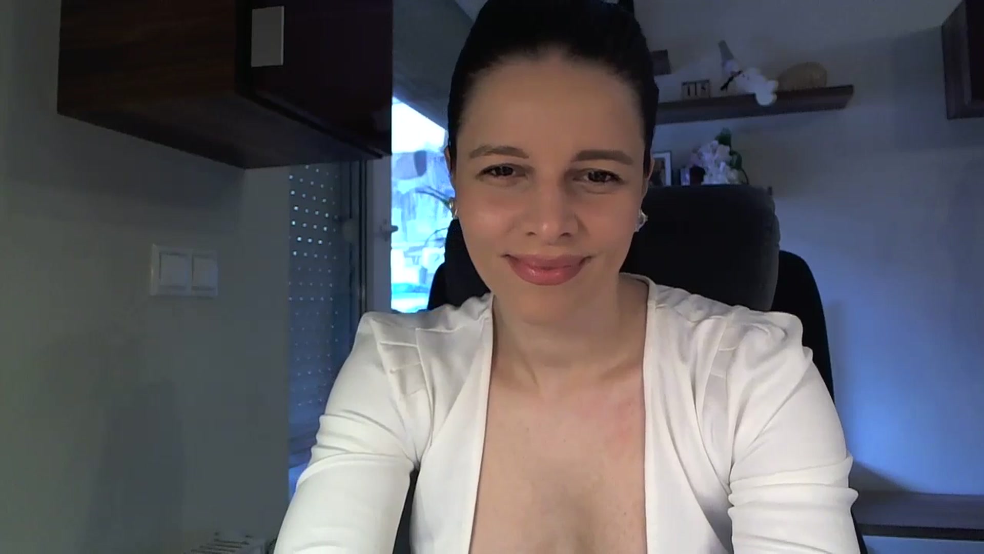 Gallery image thumbnail from Heaven_hot's myfreecams stream on, 05/28/2025, 14:14 image 16 of 20