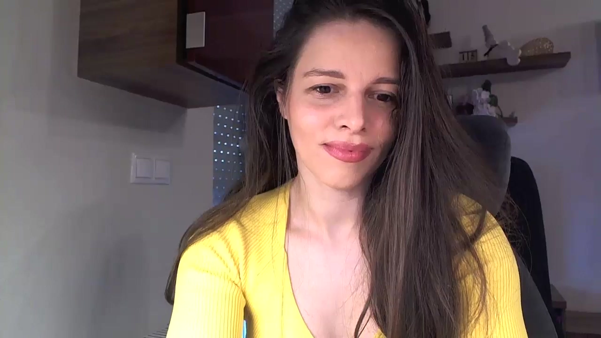 Gallery image thumbnail from Heaven_hot's myfreecams stream on, 05/31/2025, 13:19 image 5 of 20