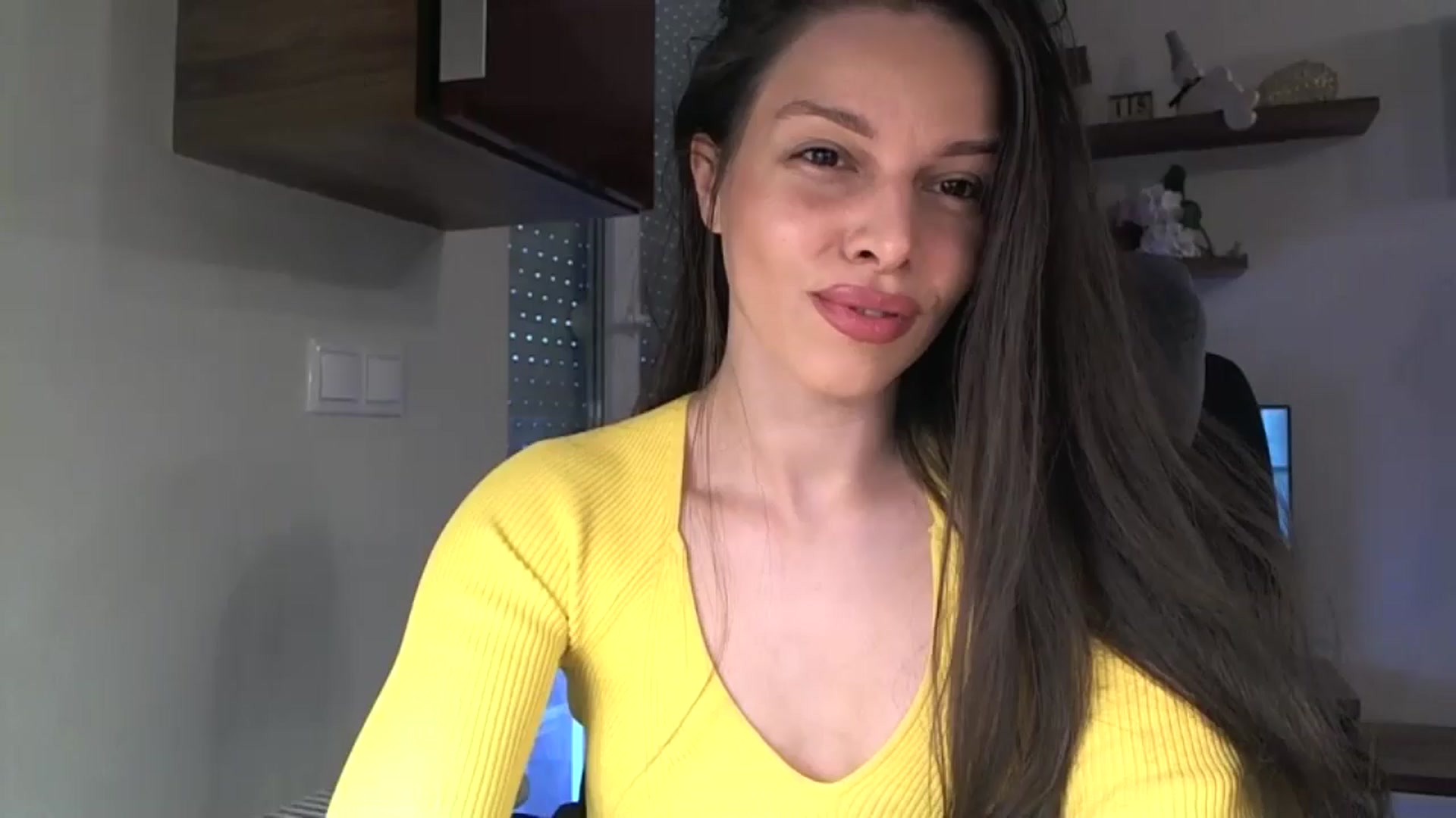 Gallery image thumbnail from Heaven_hot's myfreecams stream on, 05/31/2025, 13:19 image 1 of 20