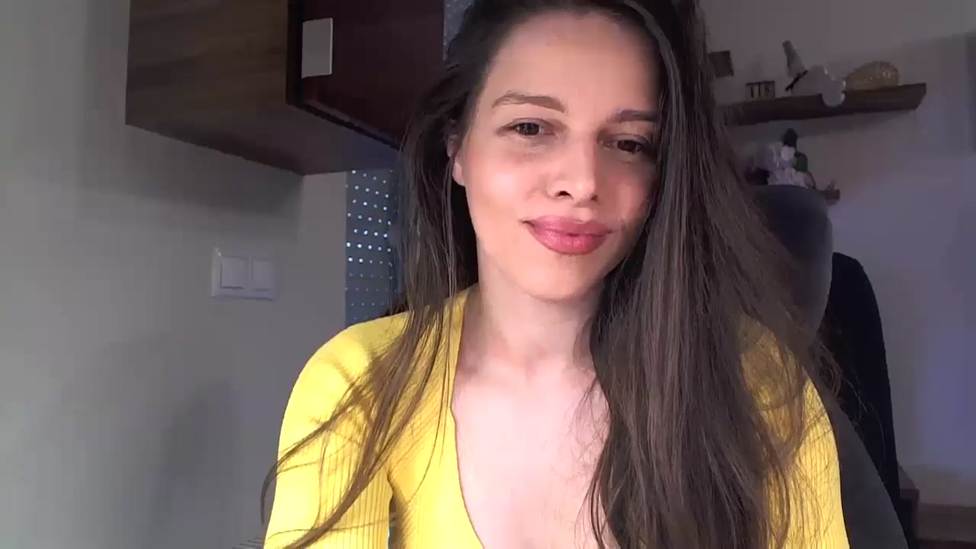 Gallery image thumbnail from Heaven_hot's myfreecams stream on, 05/31/2025, 13:19 image 7 of 20