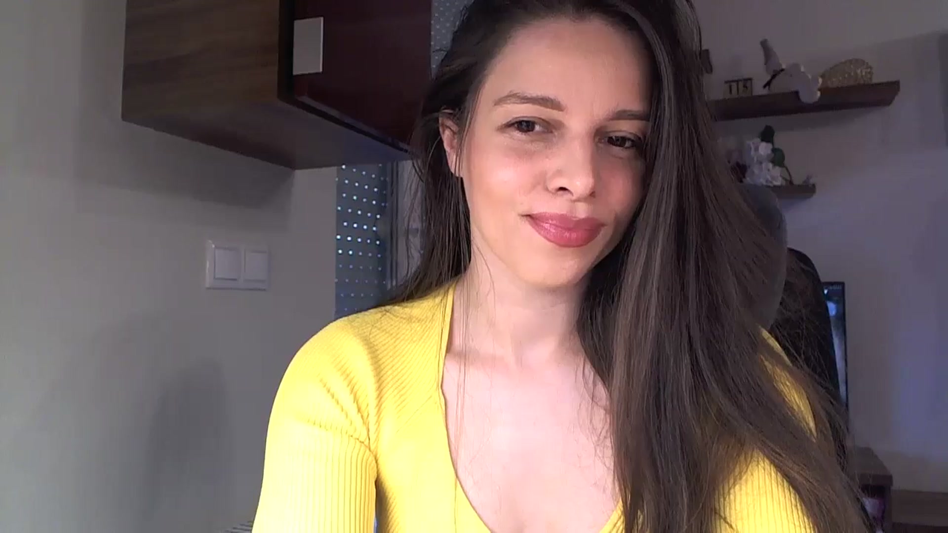 Gallery image thumbnail from Heaven_hot's myfreecams stream on, 05/31/2025, 13:19 image 4 of 20