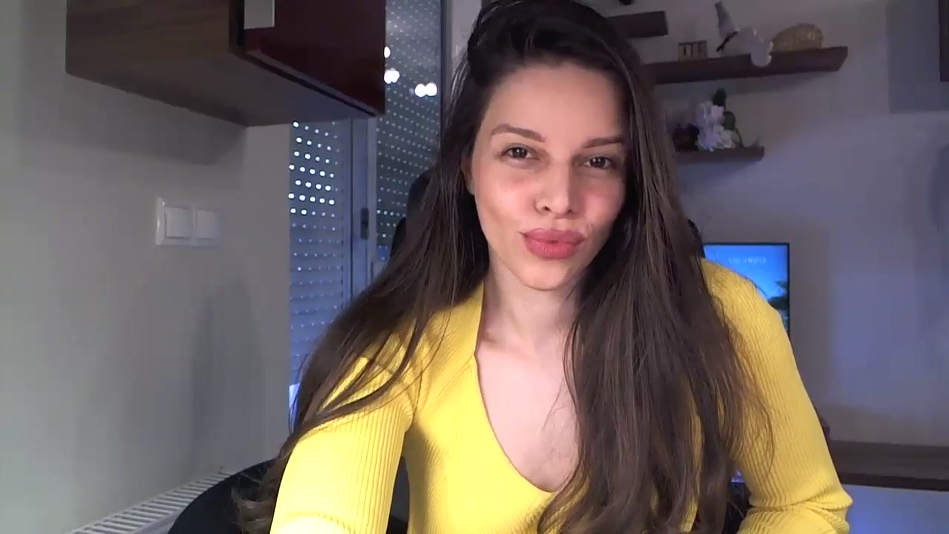 Gallery image thumbnail from Heaven_hot's myfreecams stream on, 05/31/2025, 14:35 image 15 of 20