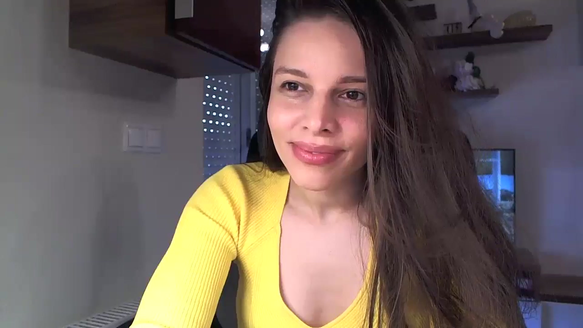 Gallery image thumbnail from Heaven_hot's myfreecams stream on, 05/31/2025, 14:35 image 17 of 20