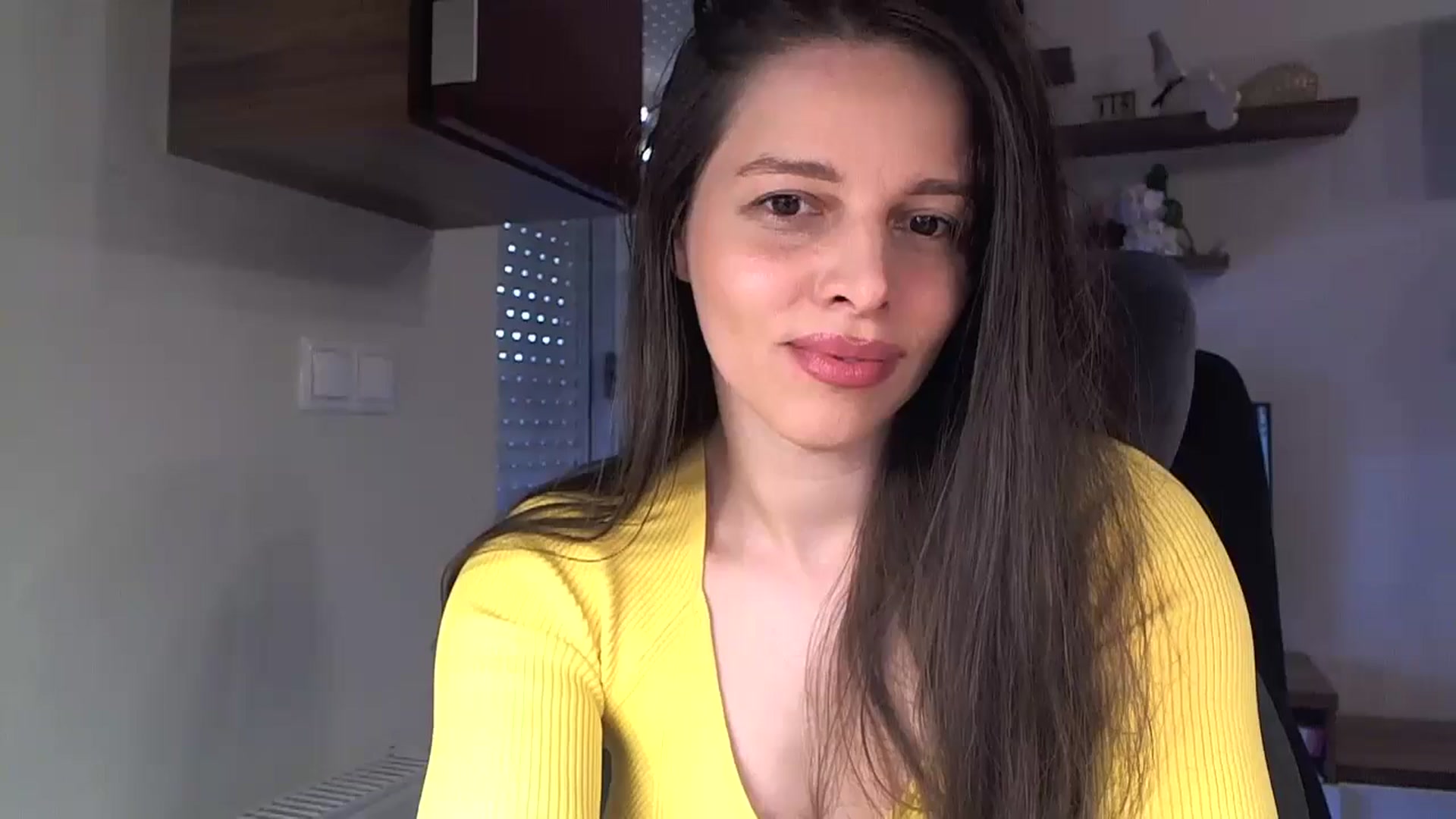 Gallery image thumbnail from Heaven_hot's myfreecams stream on, 05/31/2025, 14:35 image 5 of 20