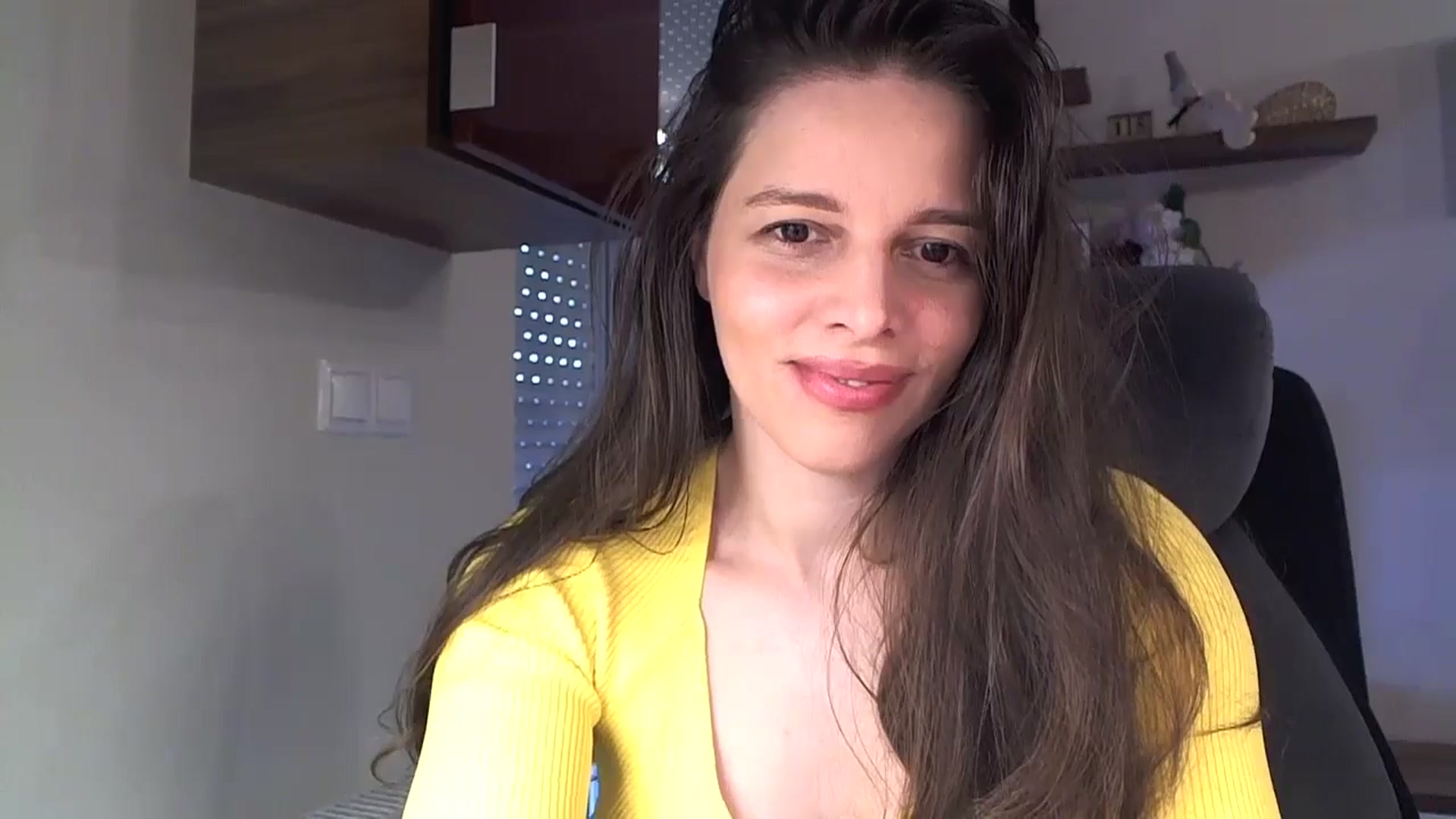 Gallery image thumbnail from Heaven_hot's myfreecams stream on, 05/31/2025, 14:35 image 18 of 20