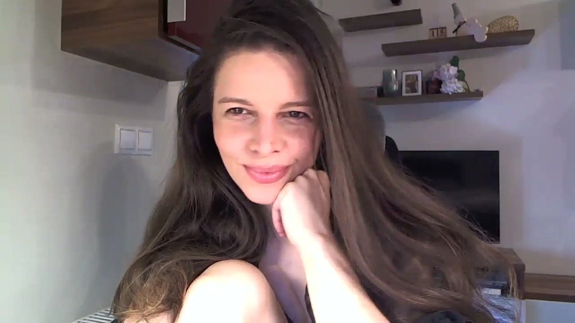 Gallery image thumbnail from Heaven_hot's myfreecams stream on, 06/05/2025, 15:24 image 9 of 20