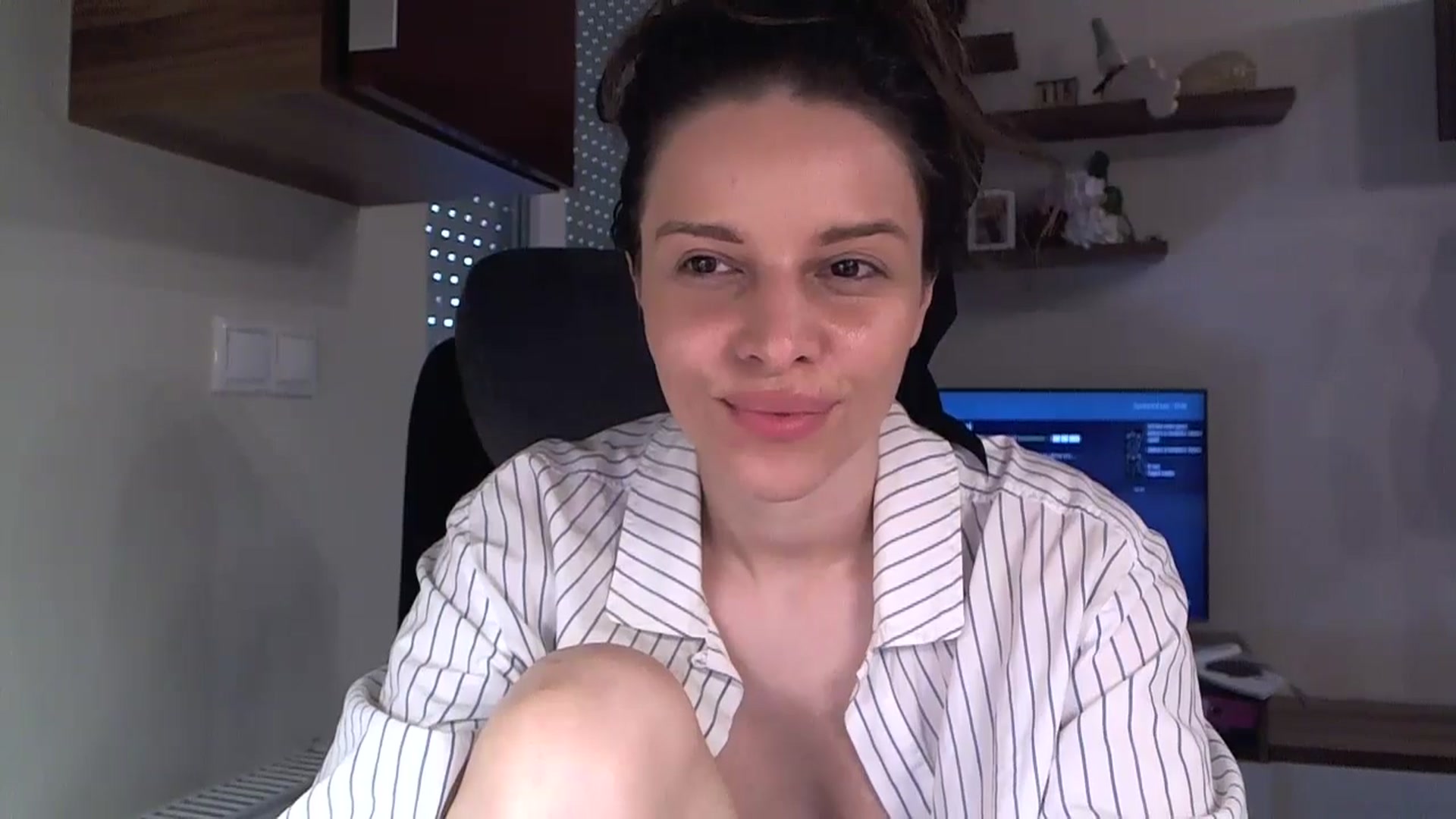 Gallery image thumbnail from Heaven_hot's myfreecams stream on, 06/08/2025, 14:41 image 15 of 20