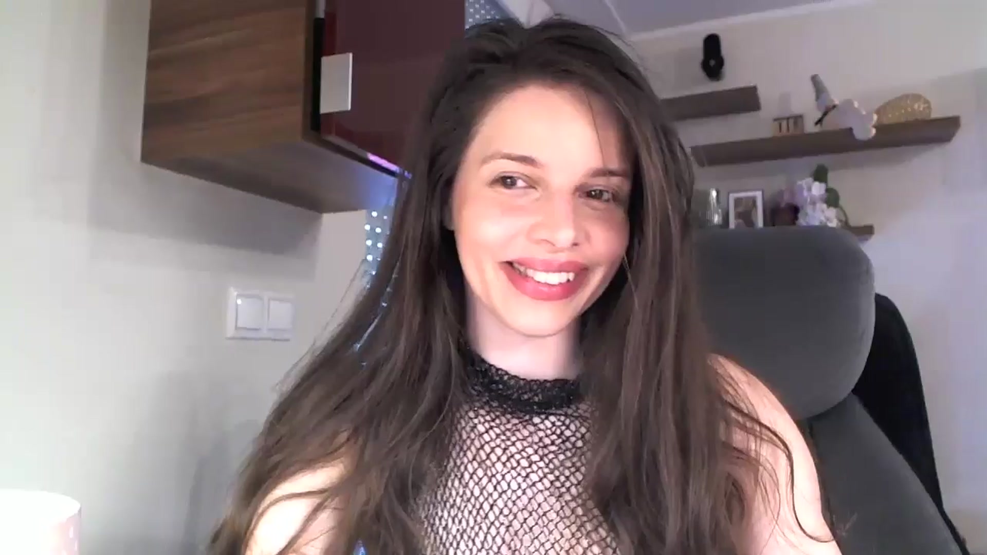 Gallery image thumbnail from Heaven_hot's myfreecams stream on, 06/14/2025, 14:44 image 6 of 20