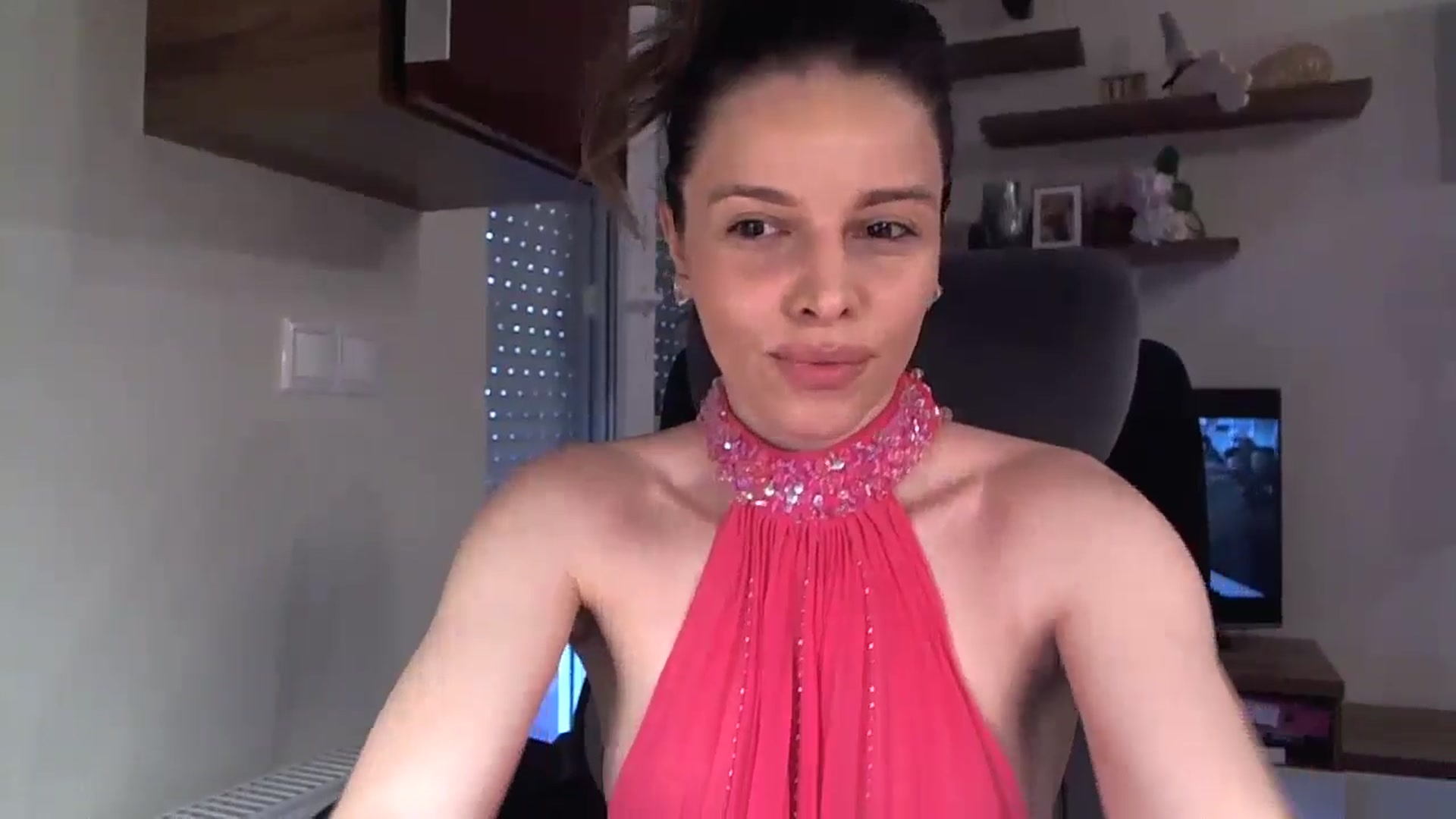 Gallery image thumbnail from Heaven_hot's myfreecams stream on, 06/15/2025, 12:58 image 4 of 20