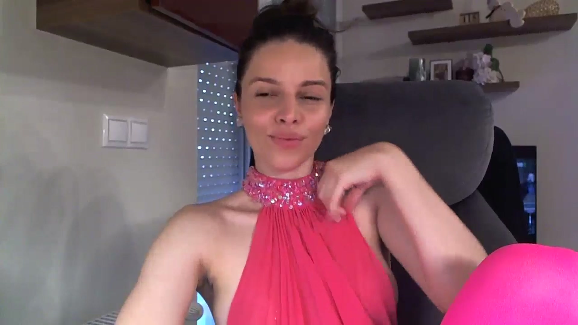 Gallery image thumbnail from Heaven_hot's myfreecams stream on, 06/15/2025, 12:58 image 16 of 20