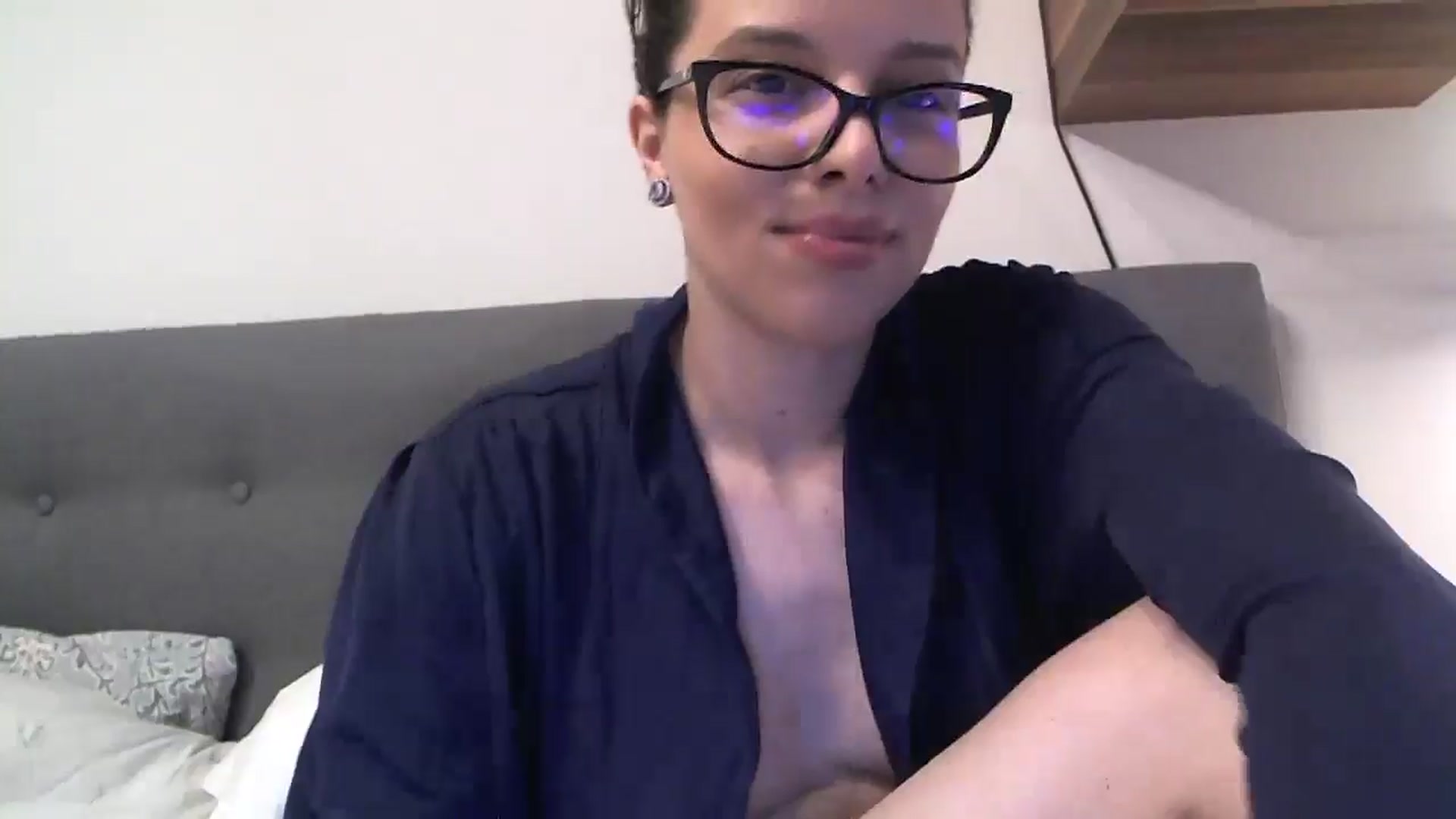 Gallery image thumbnail from Heaven_hot's myfreecams stream on, 07/01/2025, 12:22 image 9 of 20