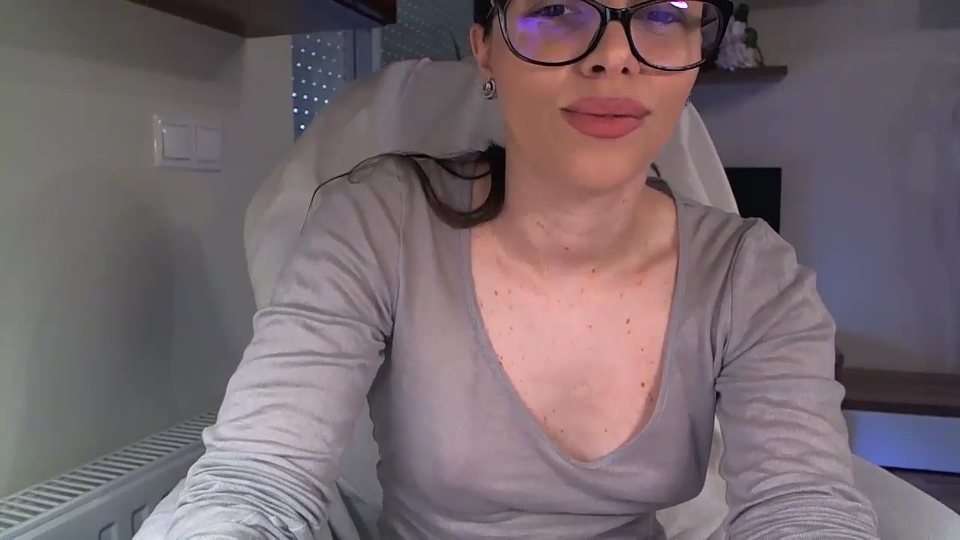 Gallery image thumbnail from Heaven_hot's myfreecams stream on, 07/01/2025, 12:22 image 4 of 20